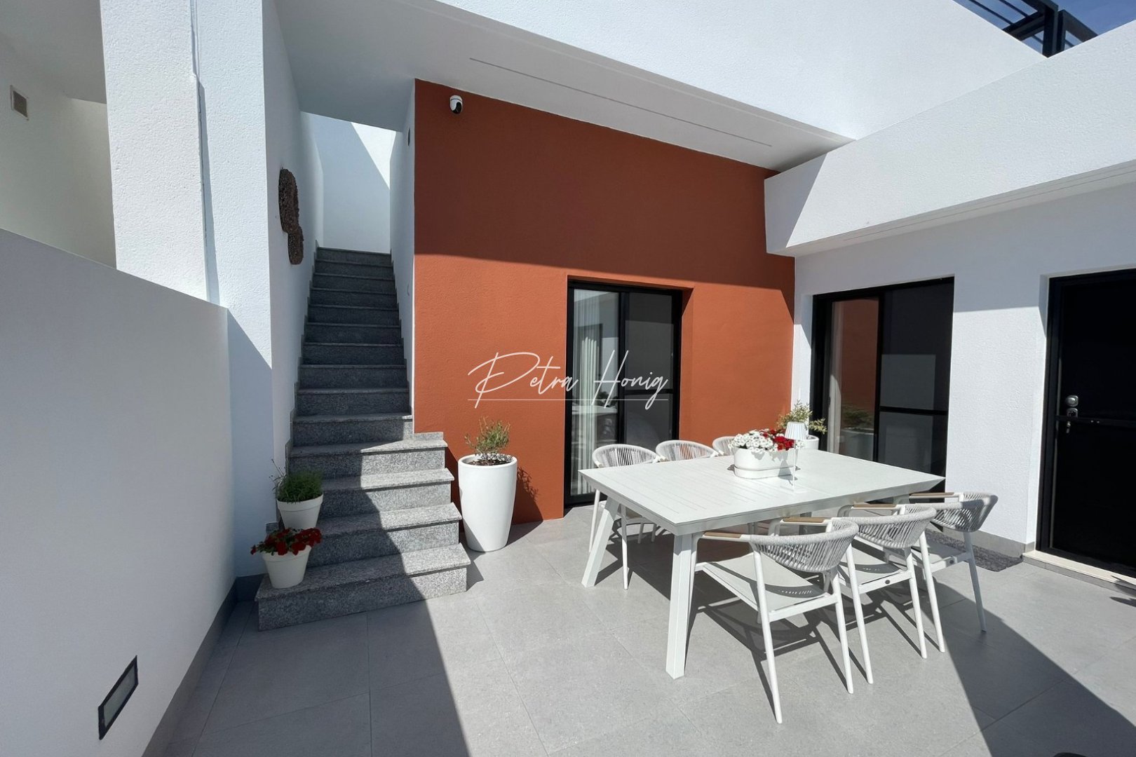 Resales - Villa - Other areas - Roldán
