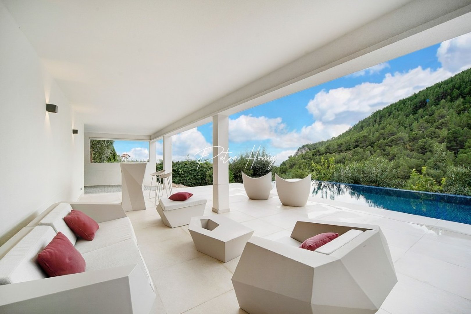 Resales - Villa - Other areas - SON VIDA