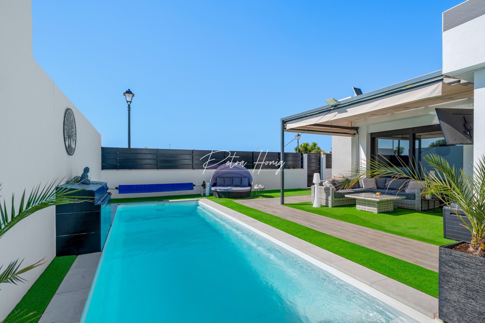 Resales - Villa - Other areas - URBANIZACIONES
