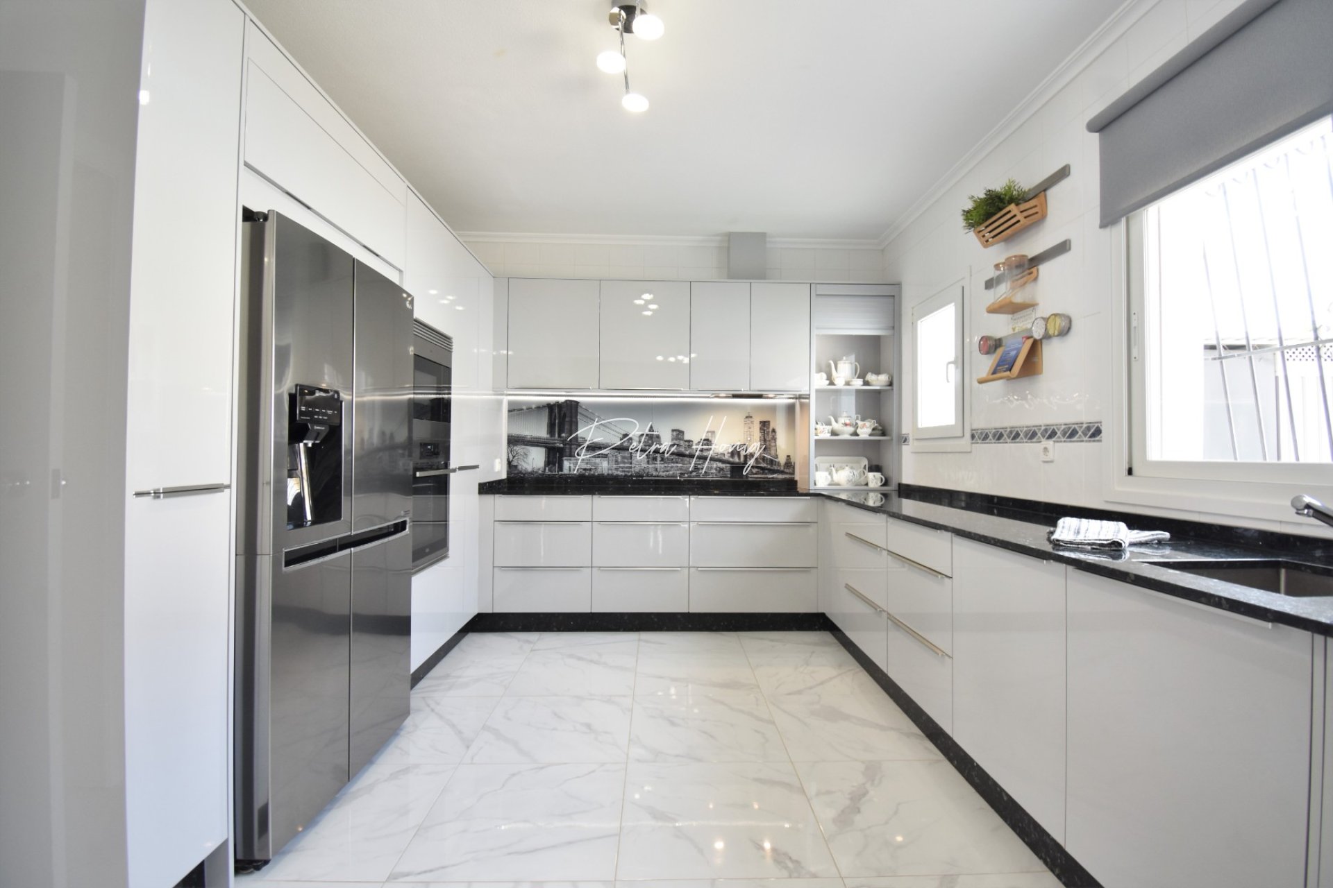 Resales - Villa - Other areas - Valle del Sol