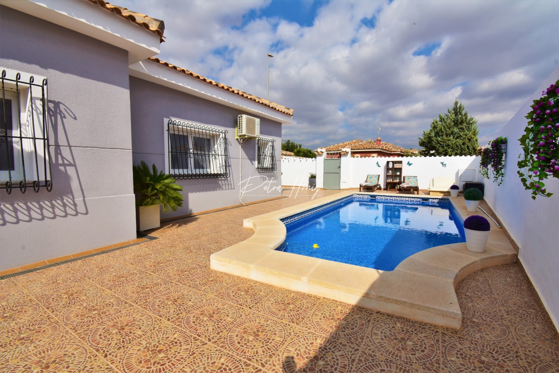 Resales - Villa - Other areas - Valle del Sol