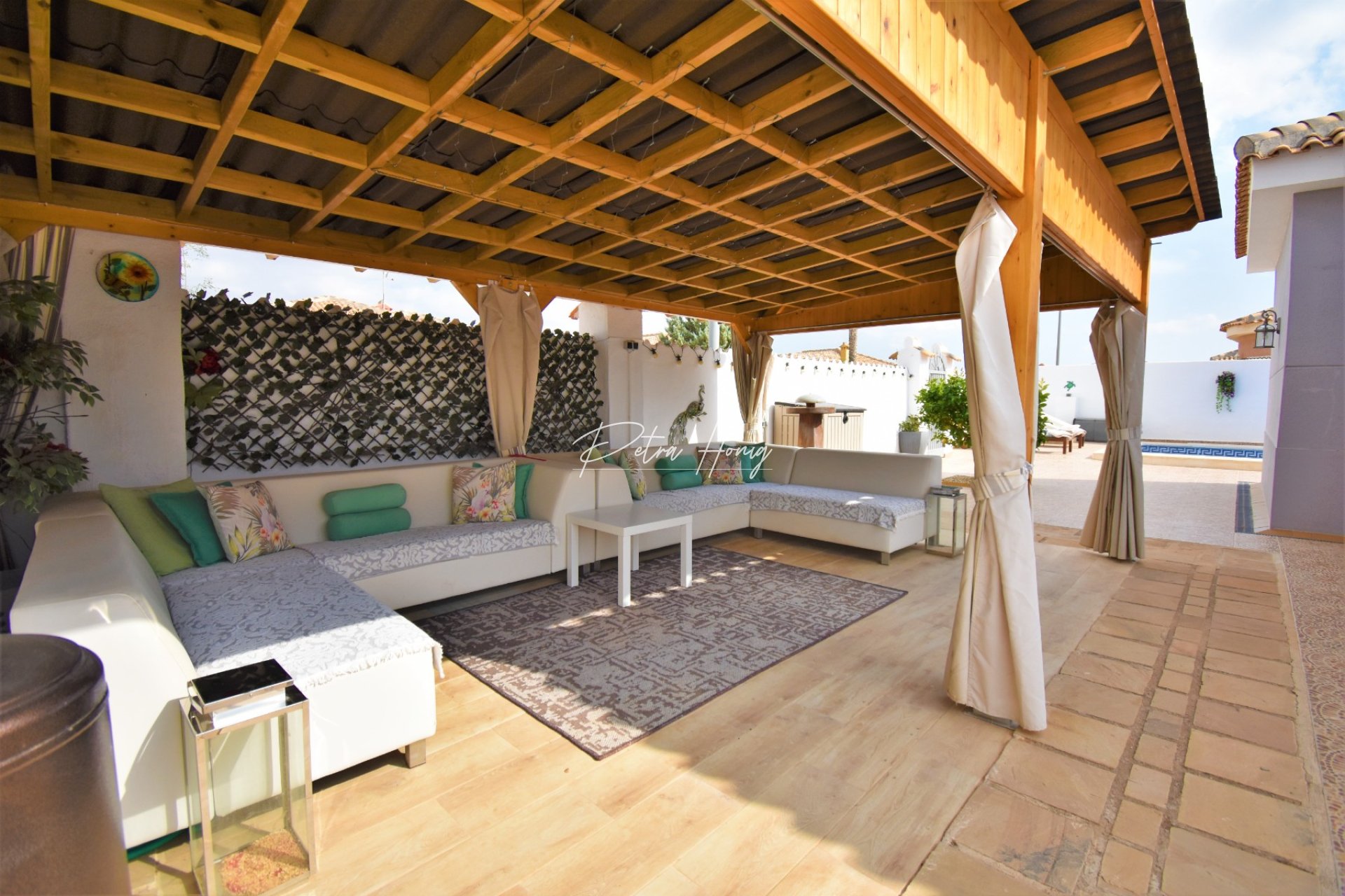 Resales - Villa - Other areas - Valle del Sol