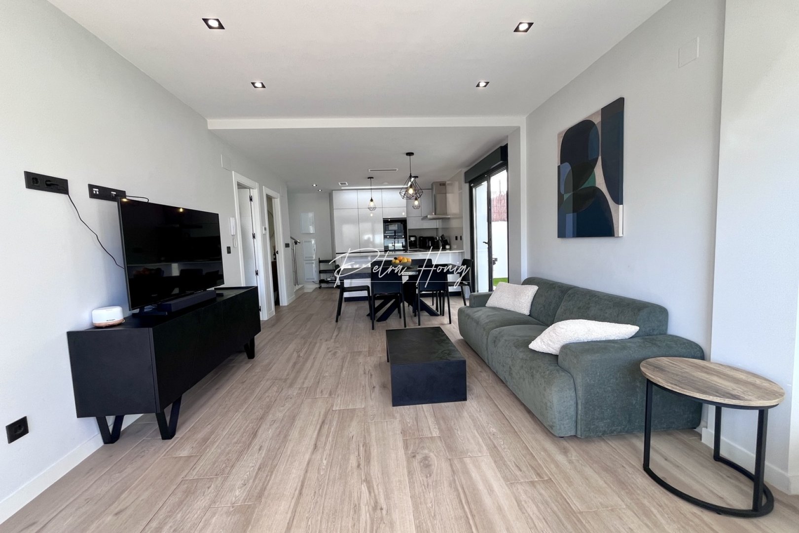 Resales - Villa - Punta Prima