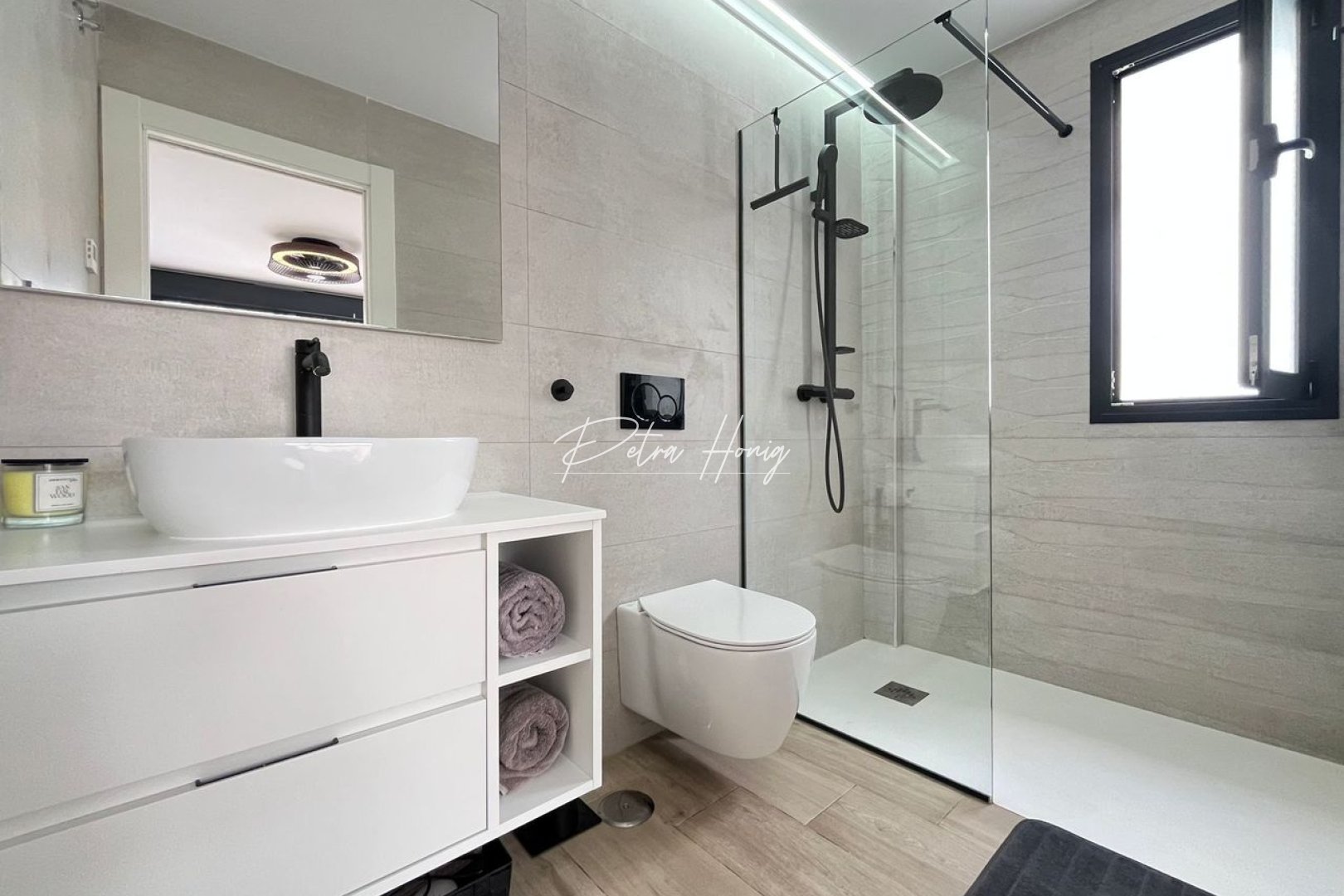 Resales - Villa - Punta Prima