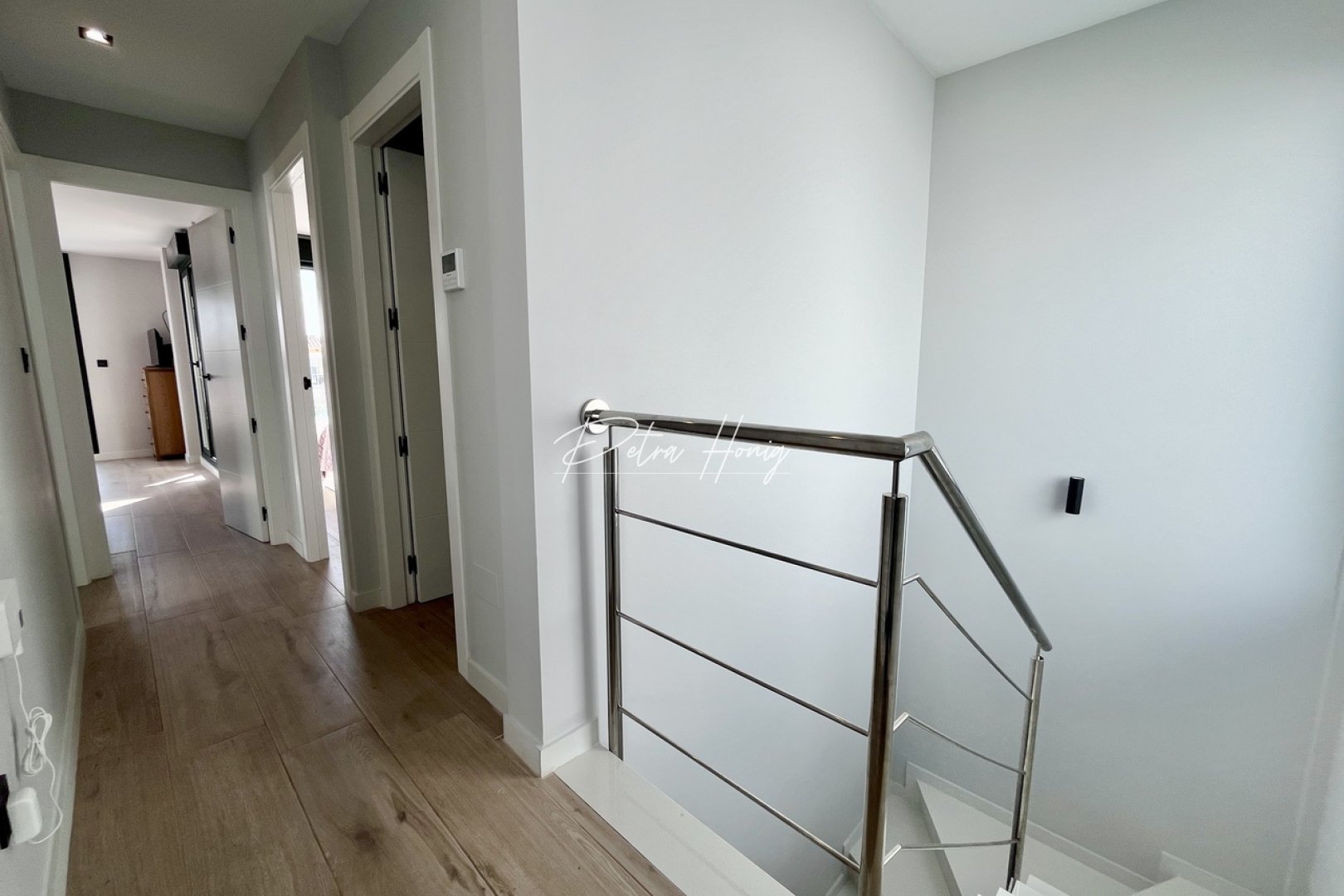 Resales - Villa - Punta Prima