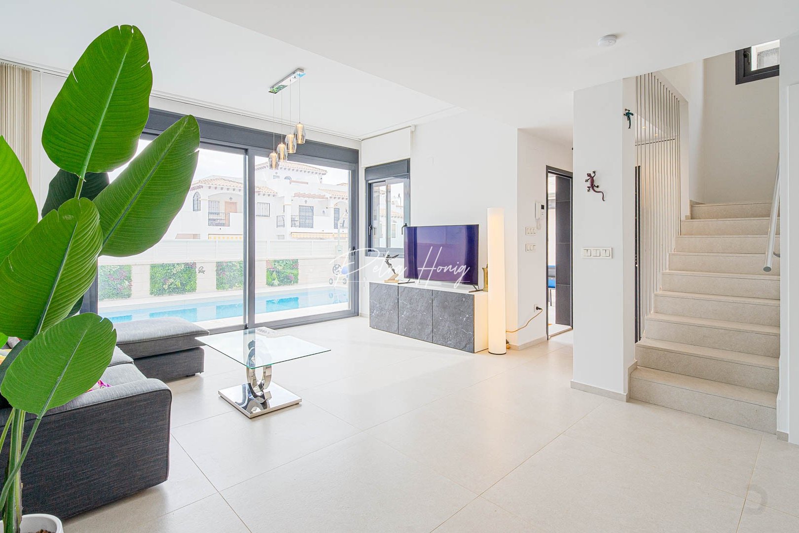Resales - Villa - Punta Prima