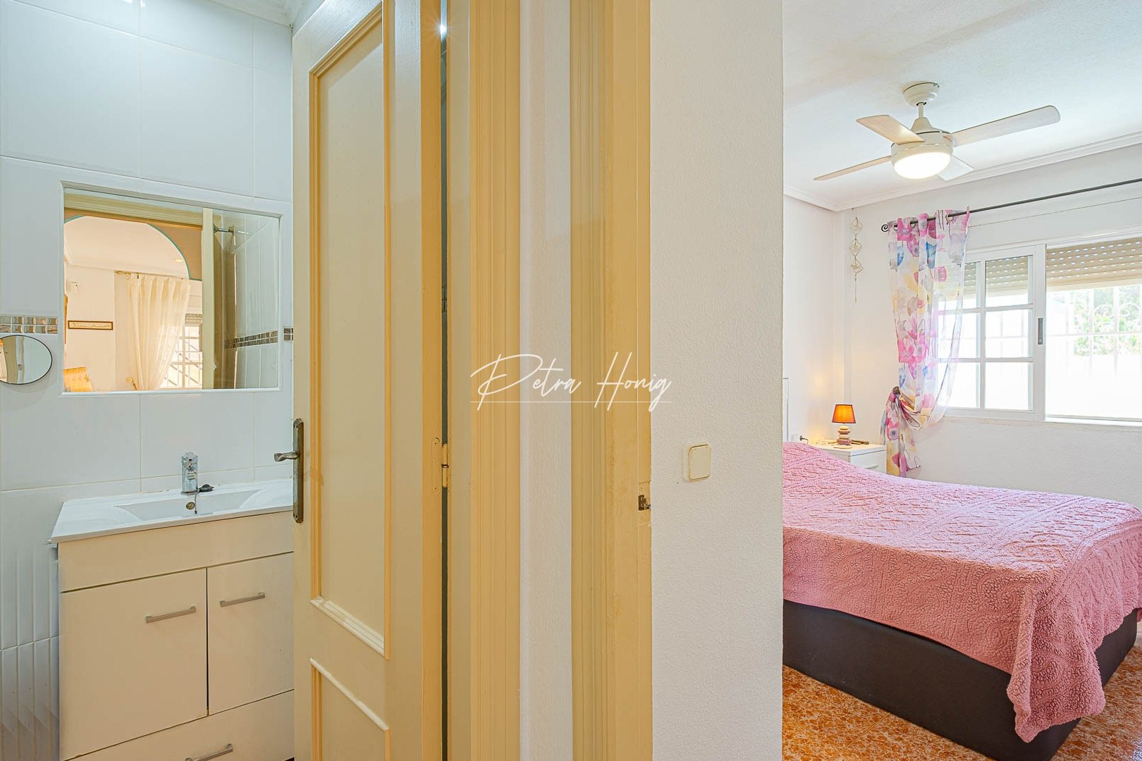 Resales - Villa - Punta Prima