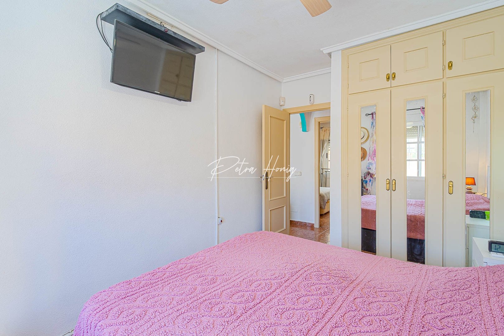 Resales - Villa - Punta Prima