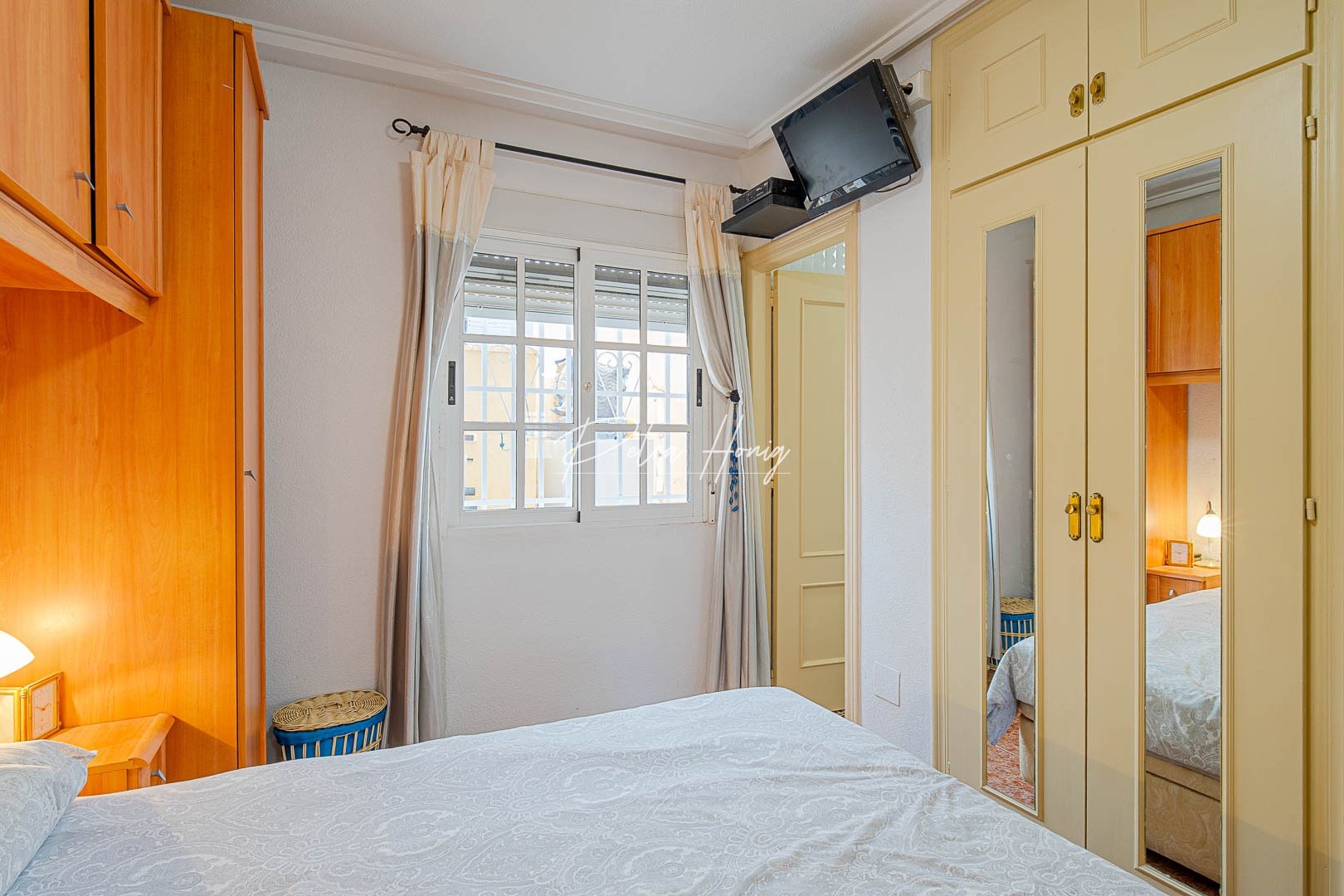 Resales - Villa - Punta Prima