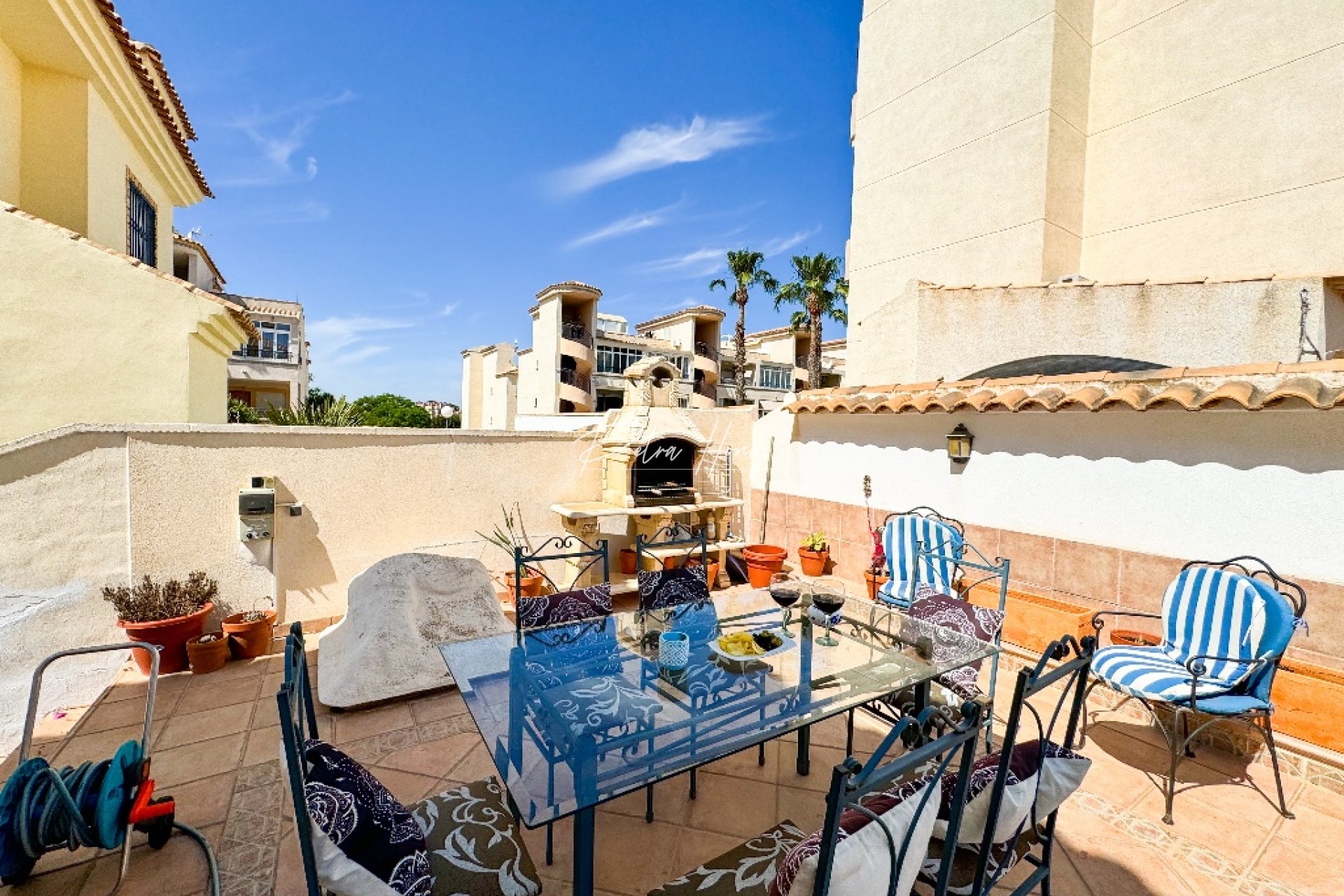 Resales - Villa - Punta Prima