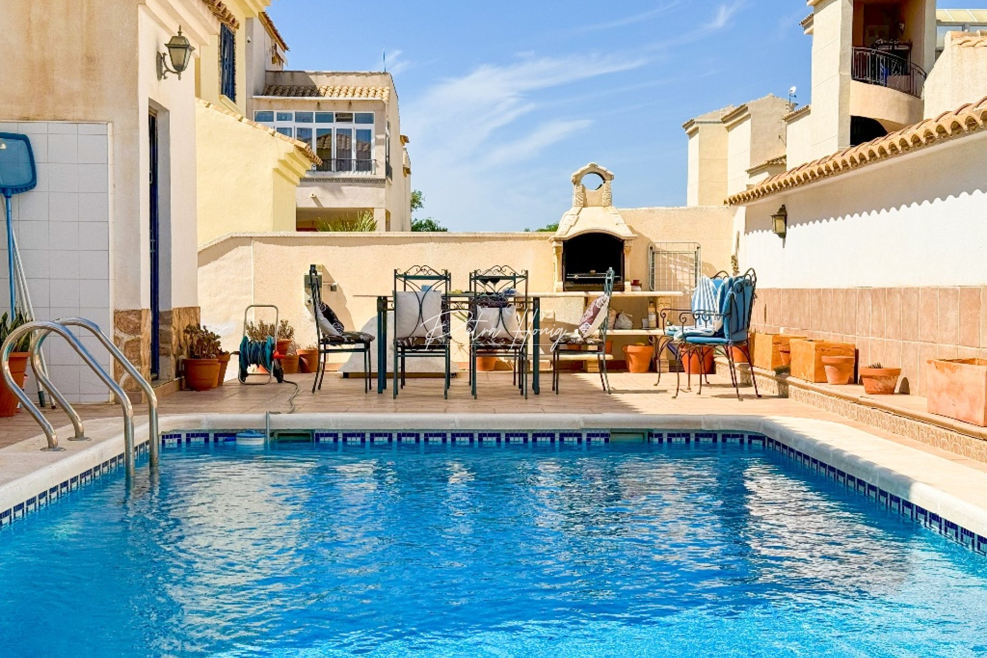Resales - Villa - Punta Prima
