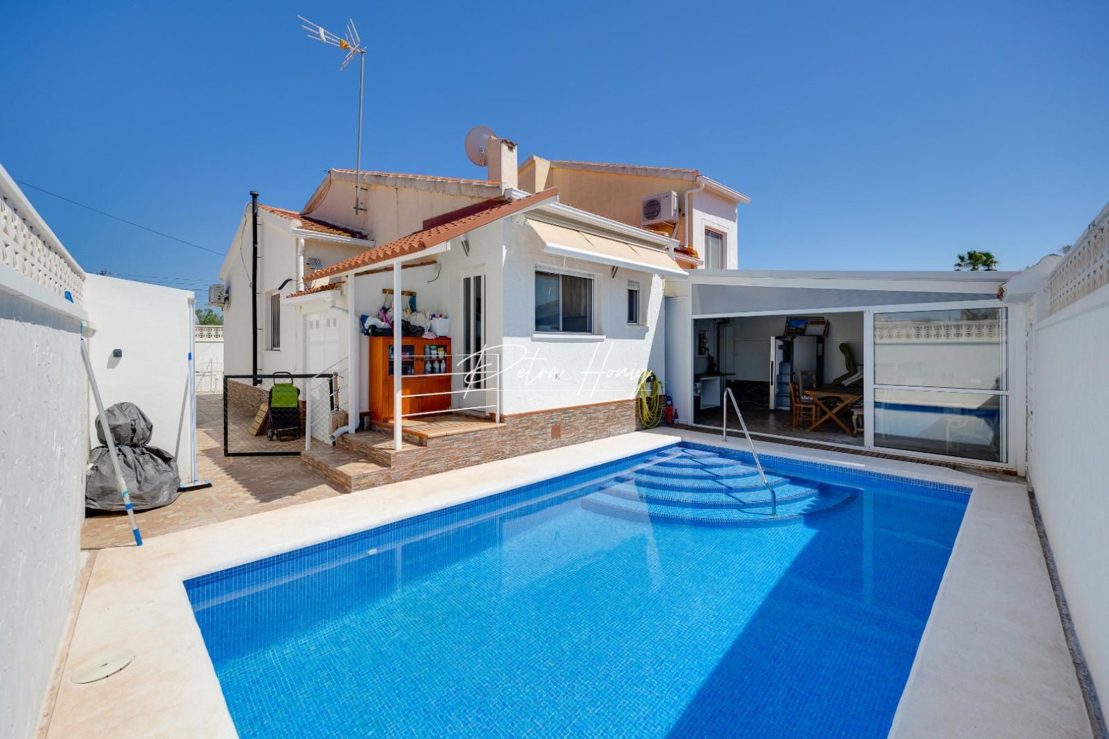 Resales - Villa - San Fulgencio - La Marina