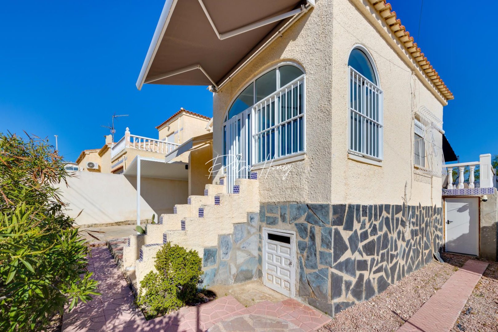 Resales - Villa - San Fulgencio