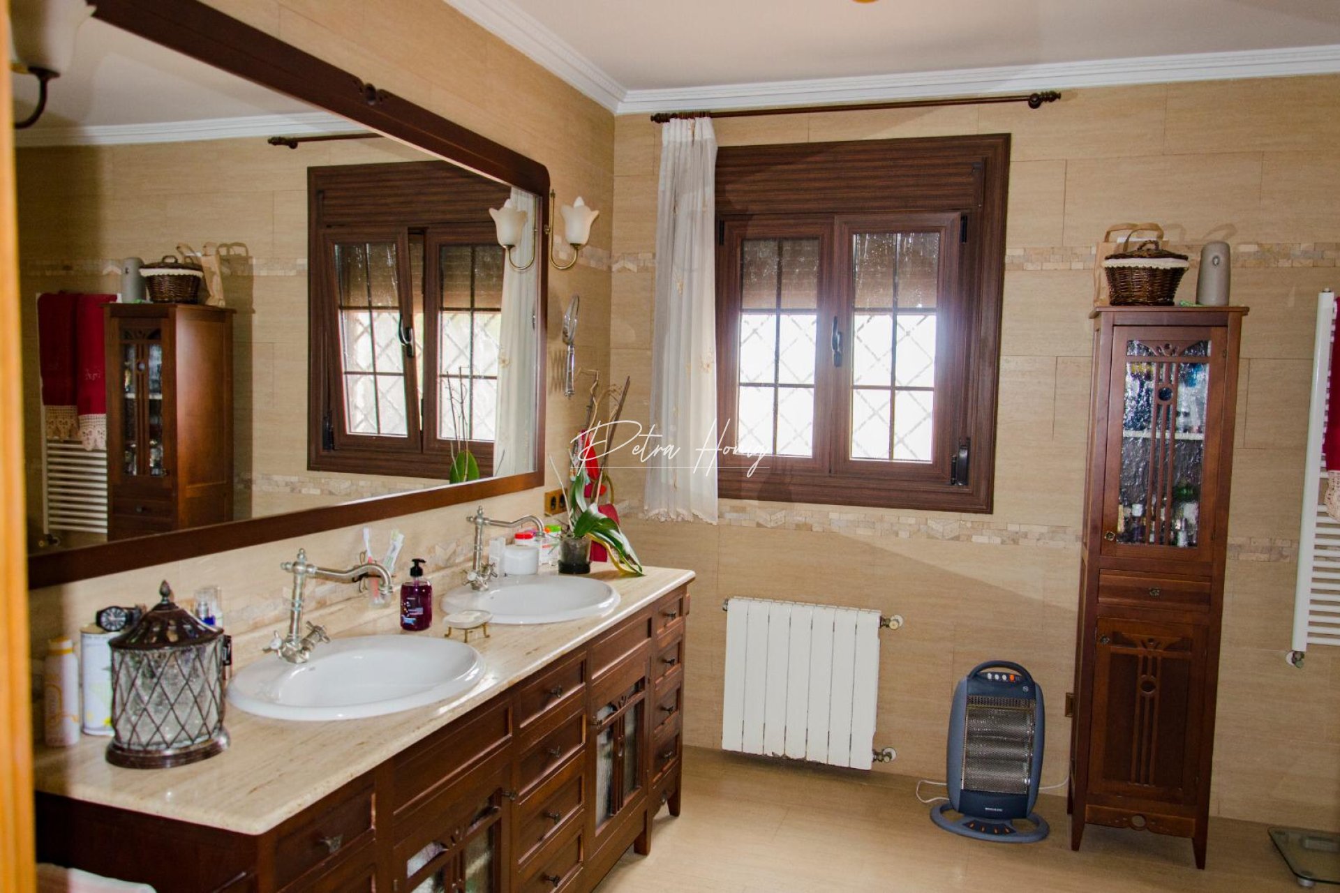 Resales - Villa - San Luis