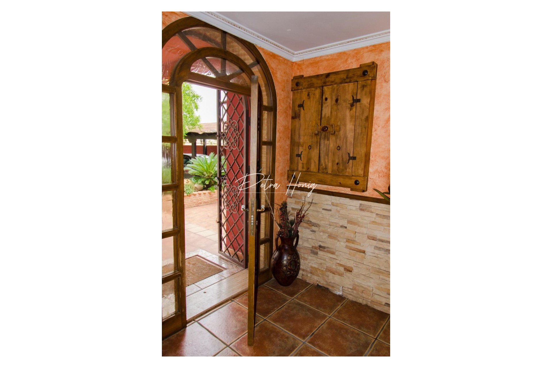 Resales - Villa - San Luis