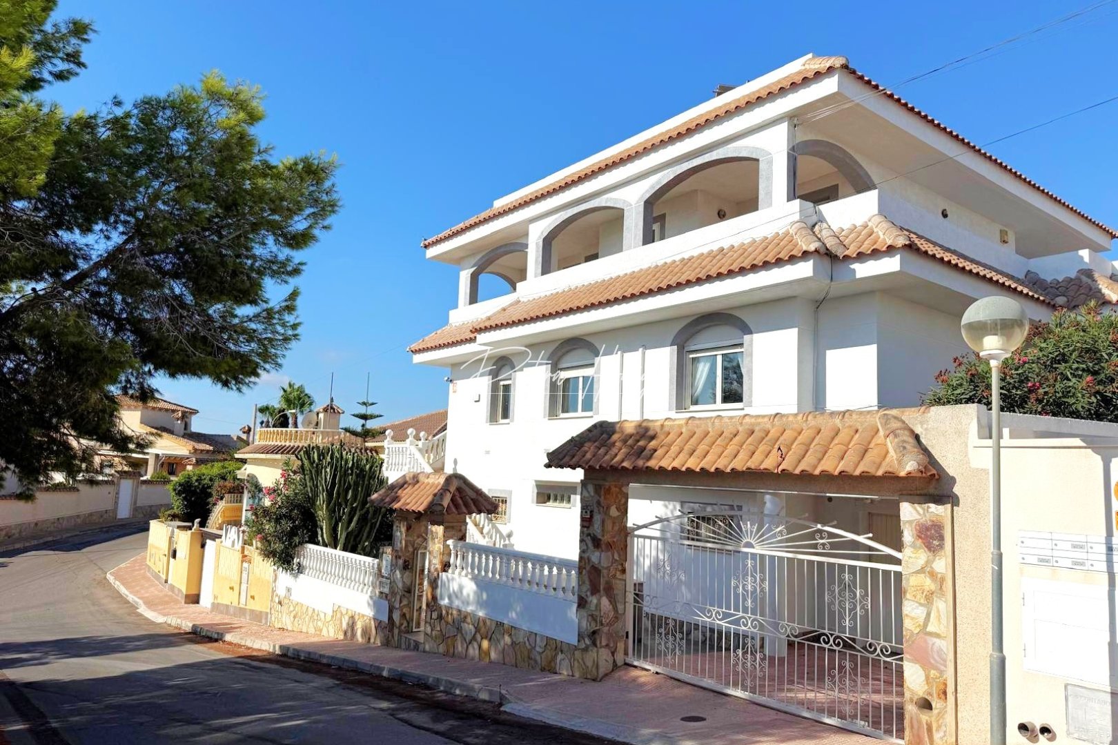 Resales - Villa - San Miguel de Salinas - Blue Lagoon