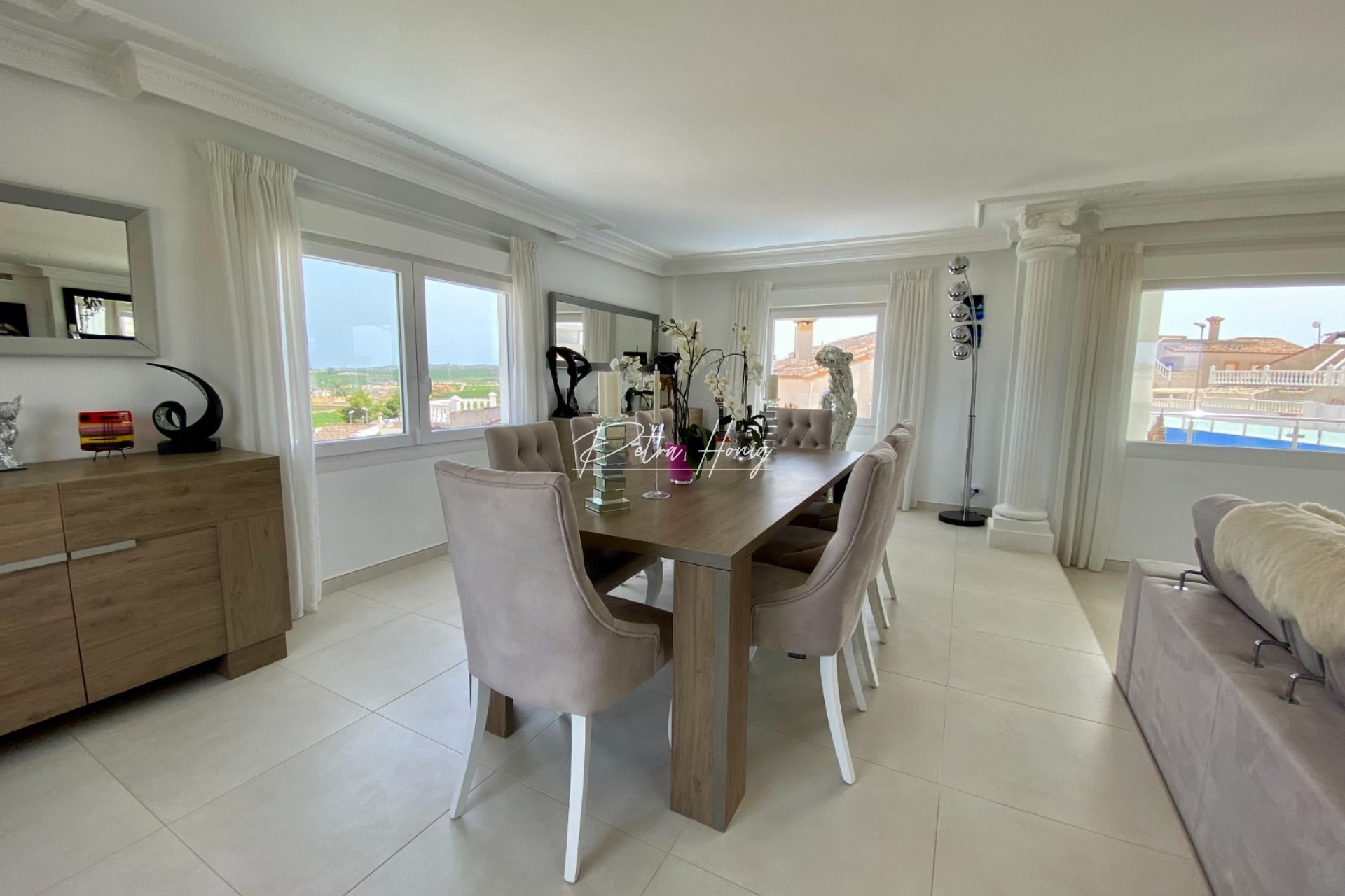 Resales - Villa - San Miguel de Salinas - Pueblo