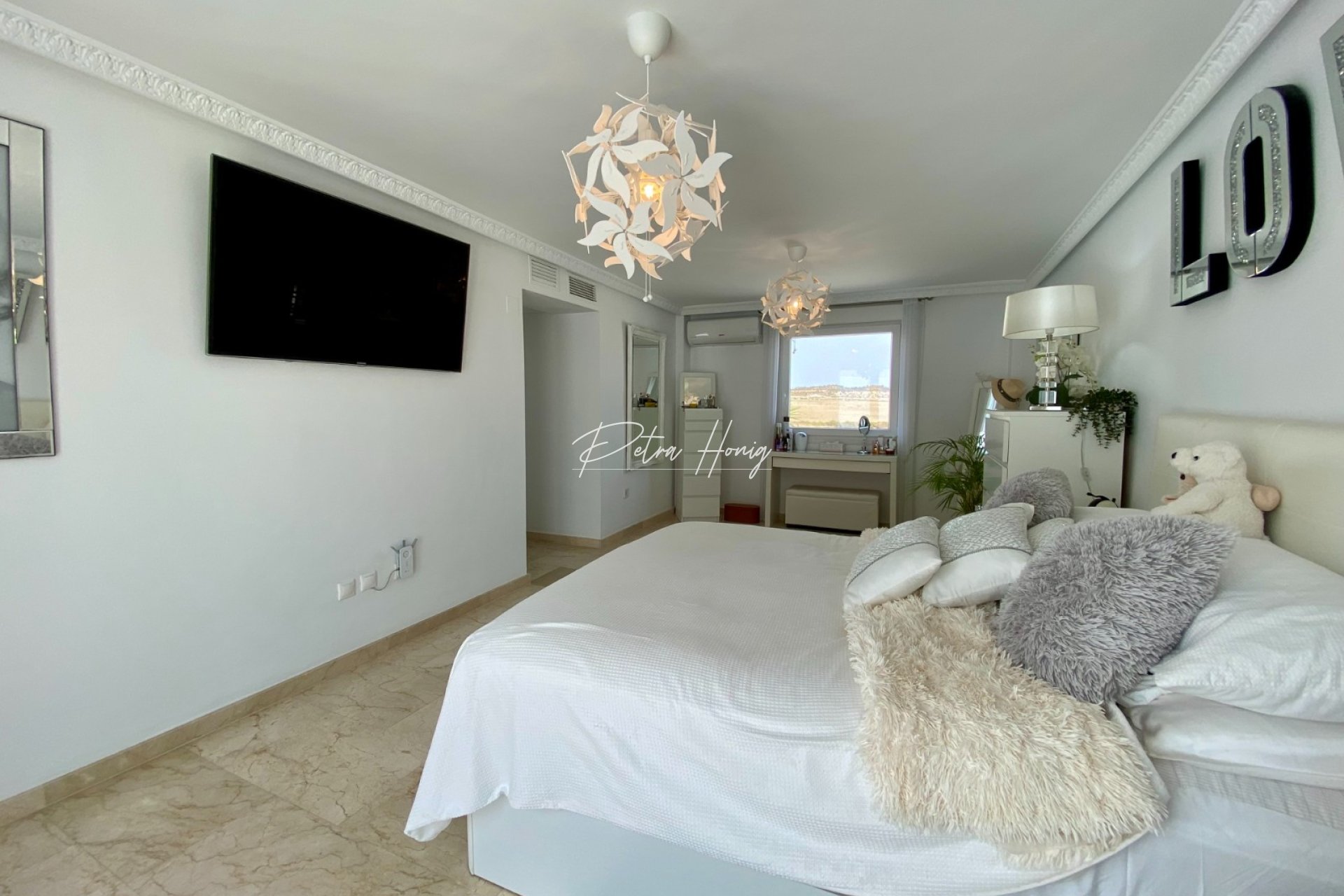 Resales - Villa - San Miguel de Salinas - Pueblo