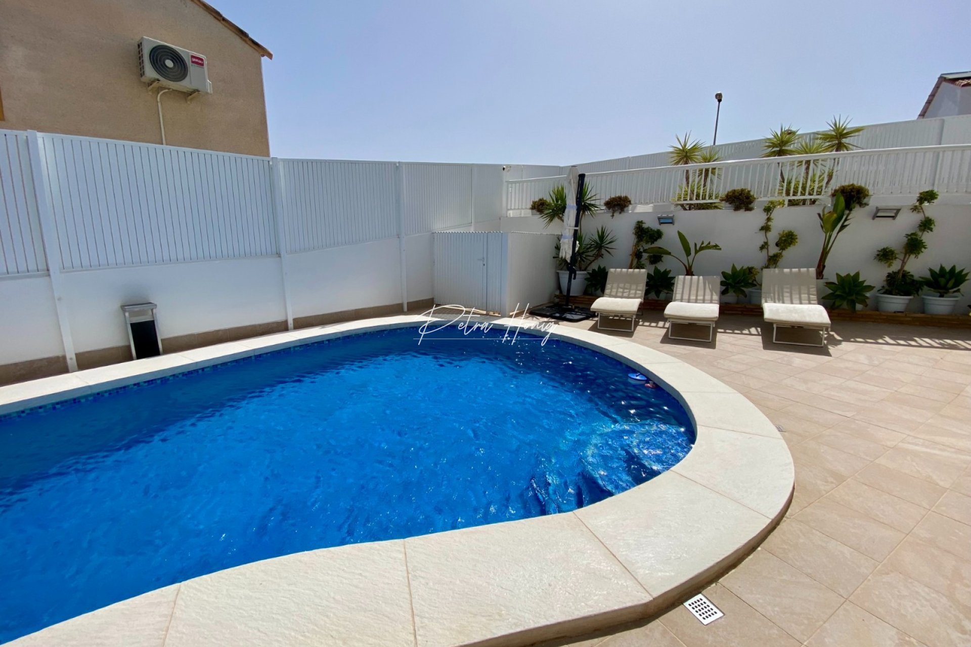 Resales - Villa - San Miguel de Salinas - Pueblo