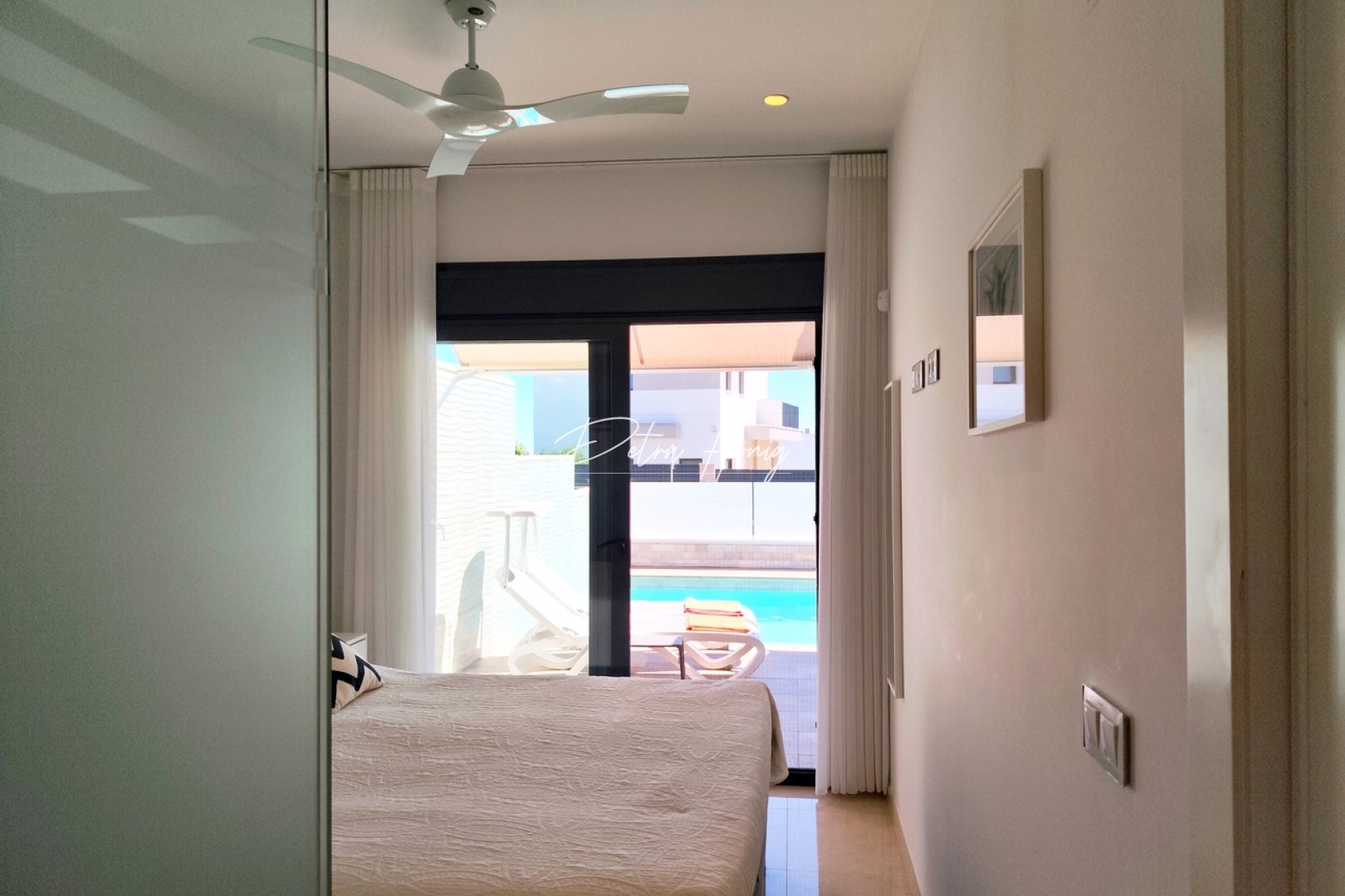 Resales - Villa - San Miguel de Salinas