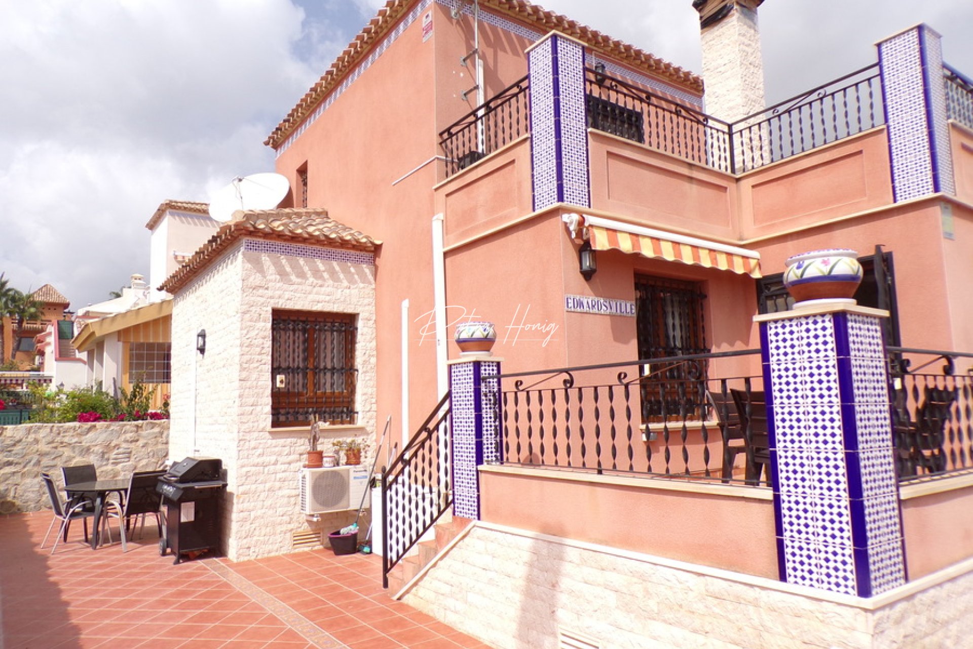 Resales - Villa - San Miguel de Salinas