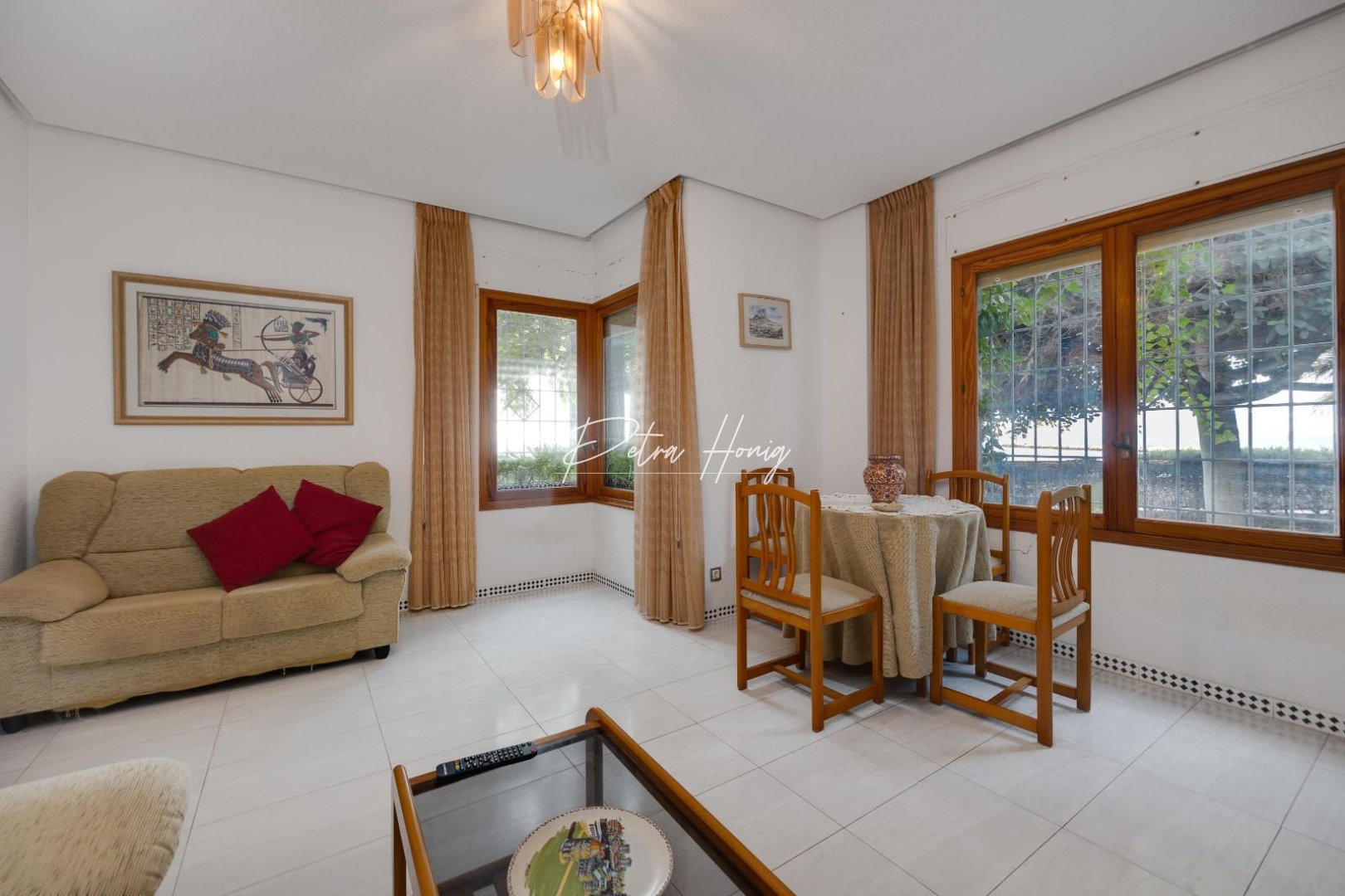 Resales - Villa - Santa Pola