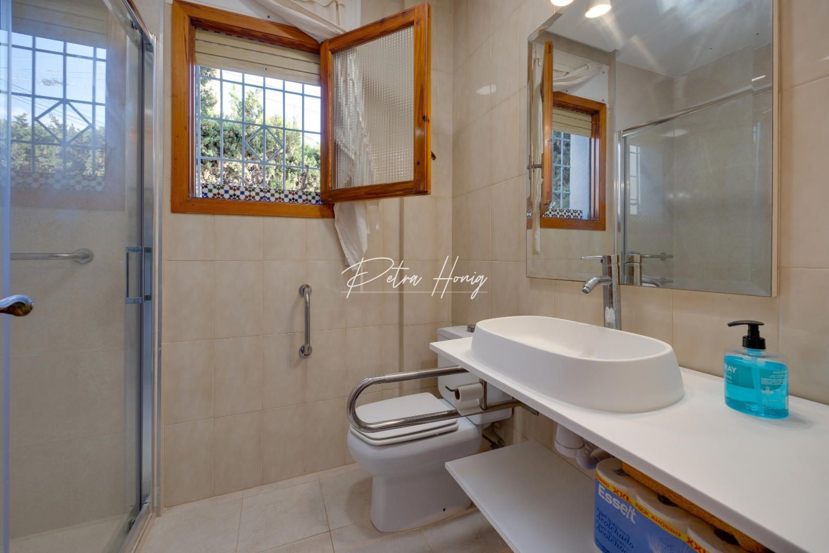 Resales - Villa - Santa Pola