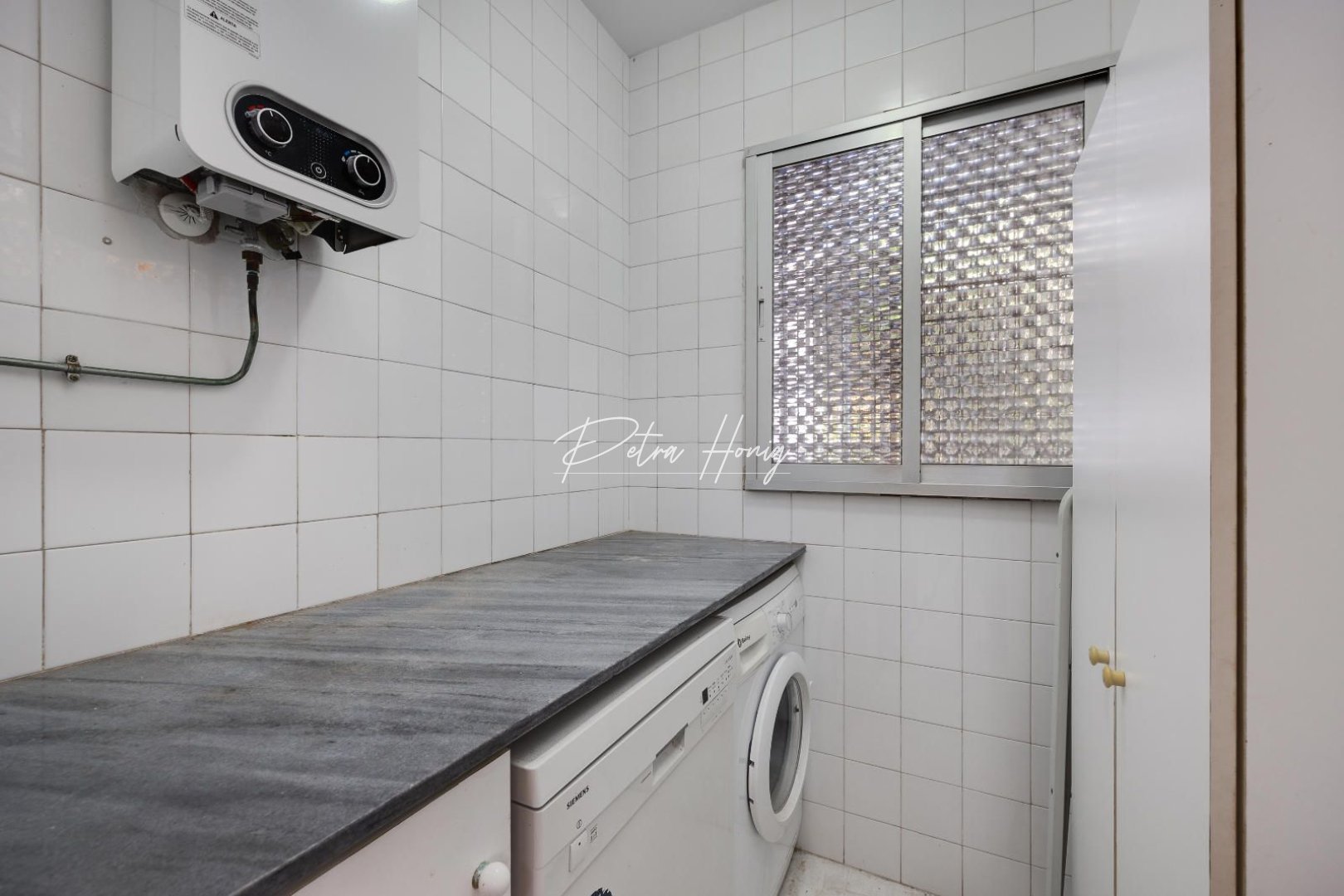 Resales - Villa - Santa Pola