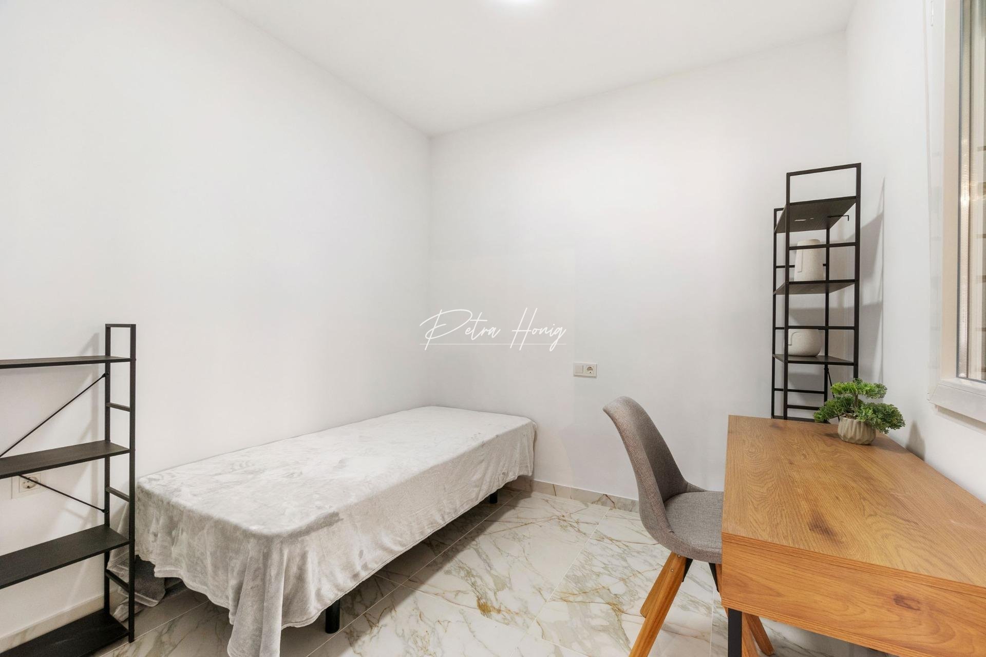 Resales - Villa - Torrevieja - El chaparral
