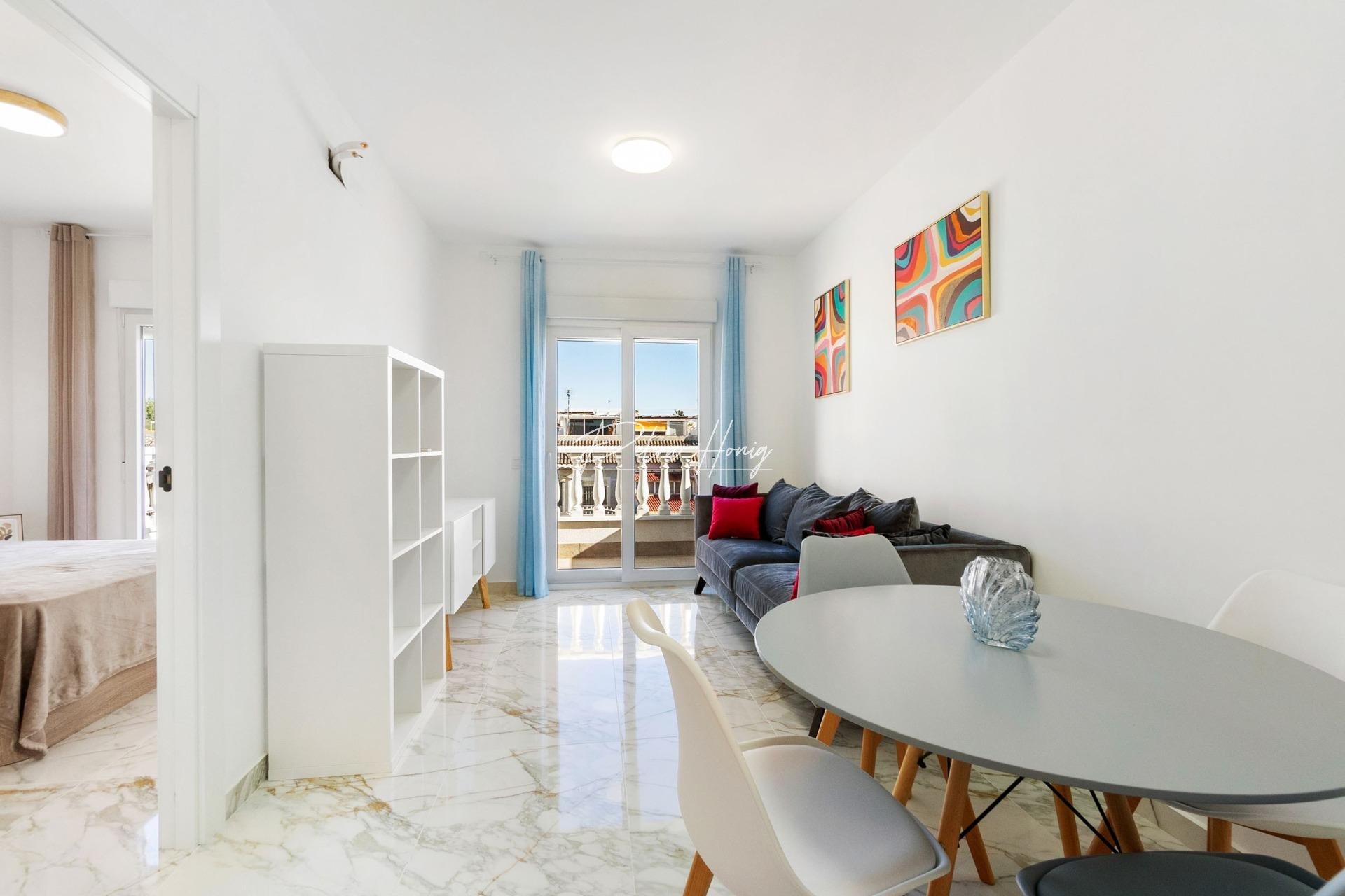 Resales - Villa - Torrevieja - El chaparral