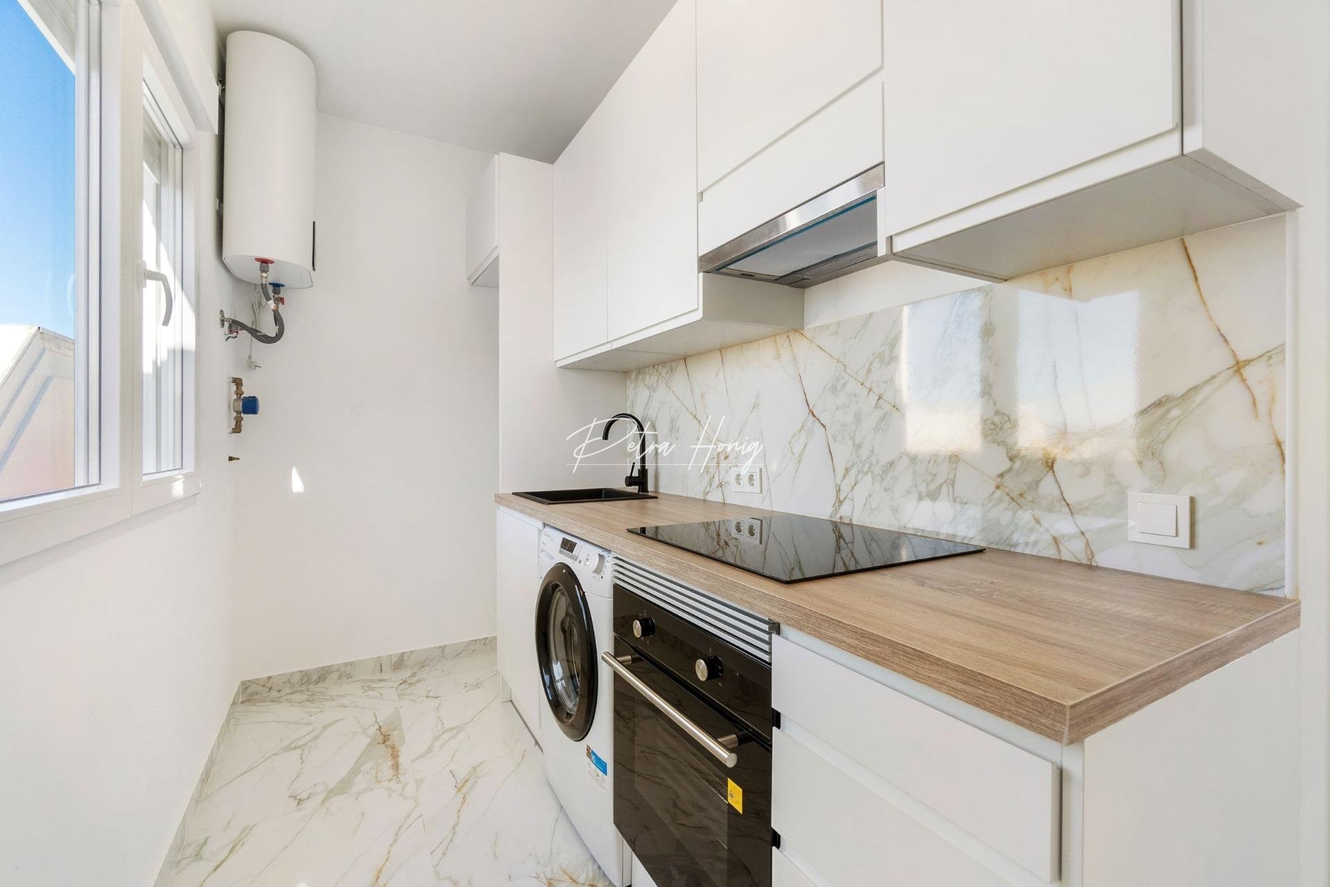 Resales - Villa - Torrevieja - El chaparral