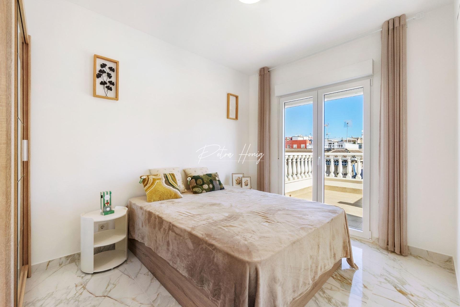 Resales - Villa - Torrevieja - El chaparral