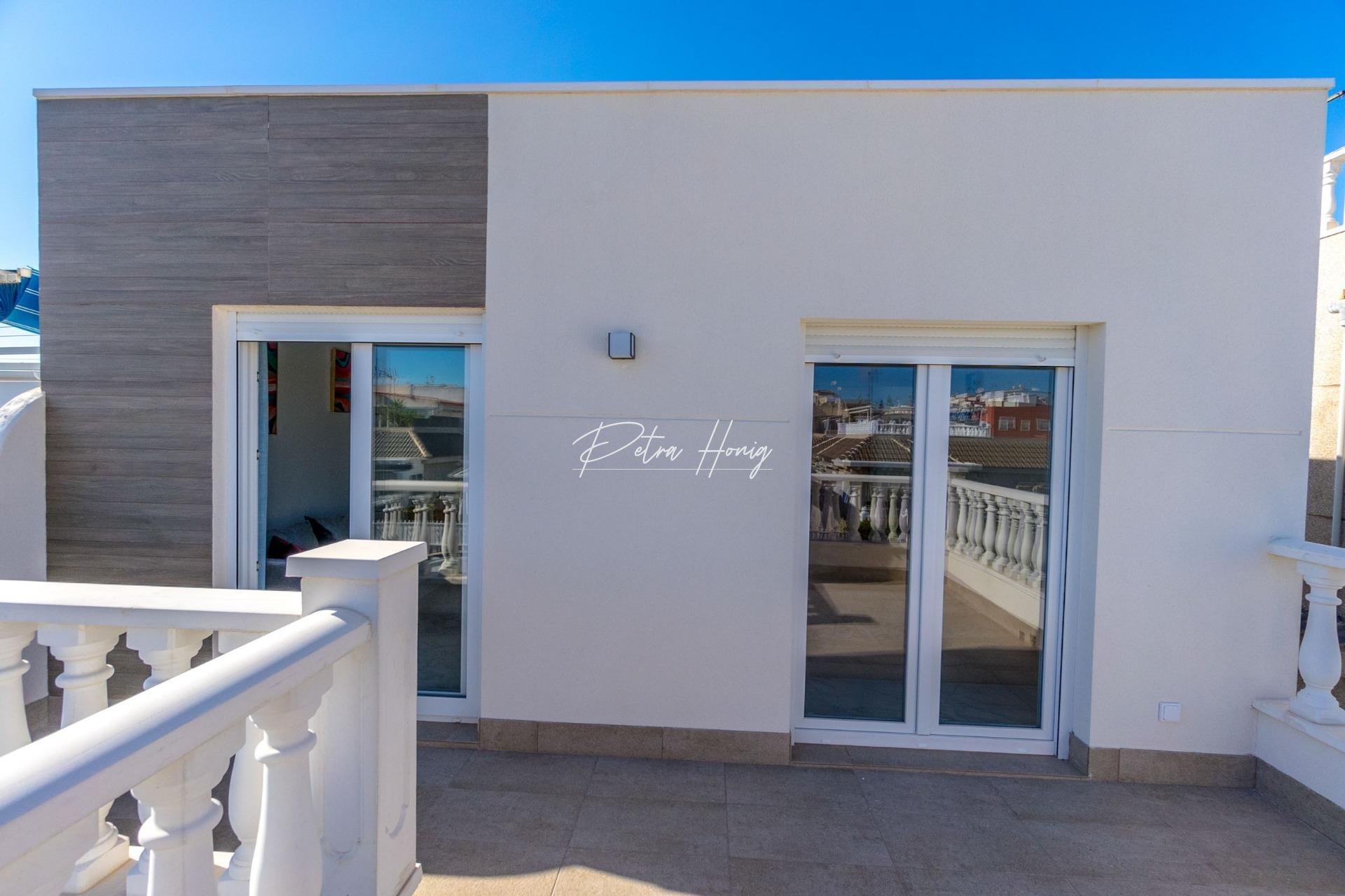 Resales - Villa - Torrevieja - El chaparral