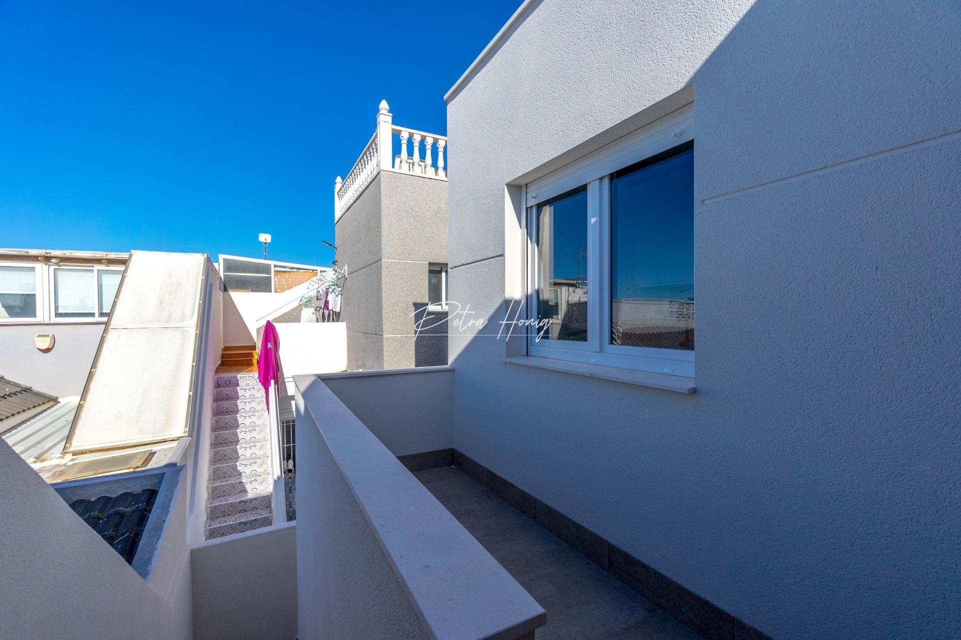 Resales - Villa - Torrevieja - El chaparral
