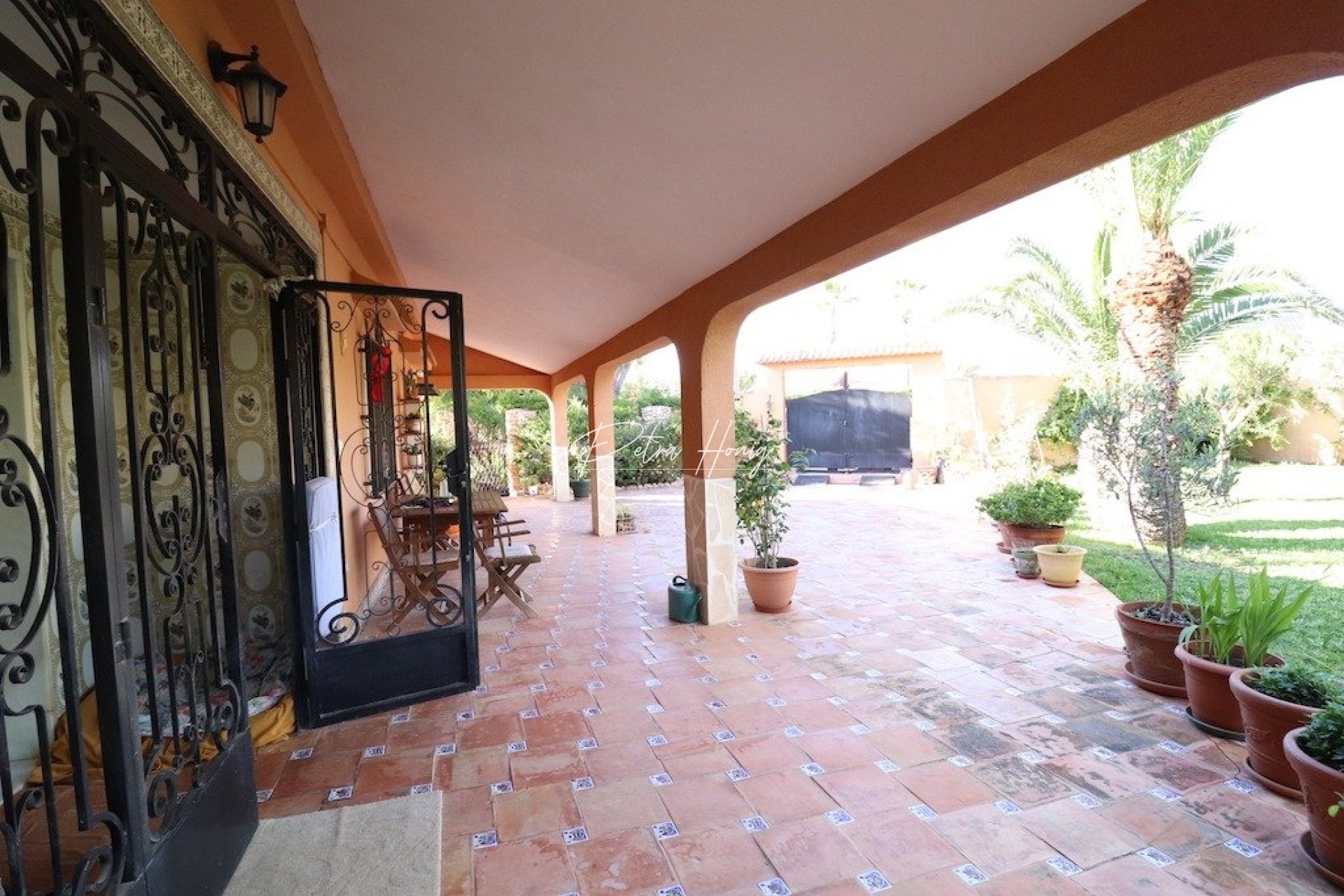 Resales - Villa - Torrevieja - El Chaparral