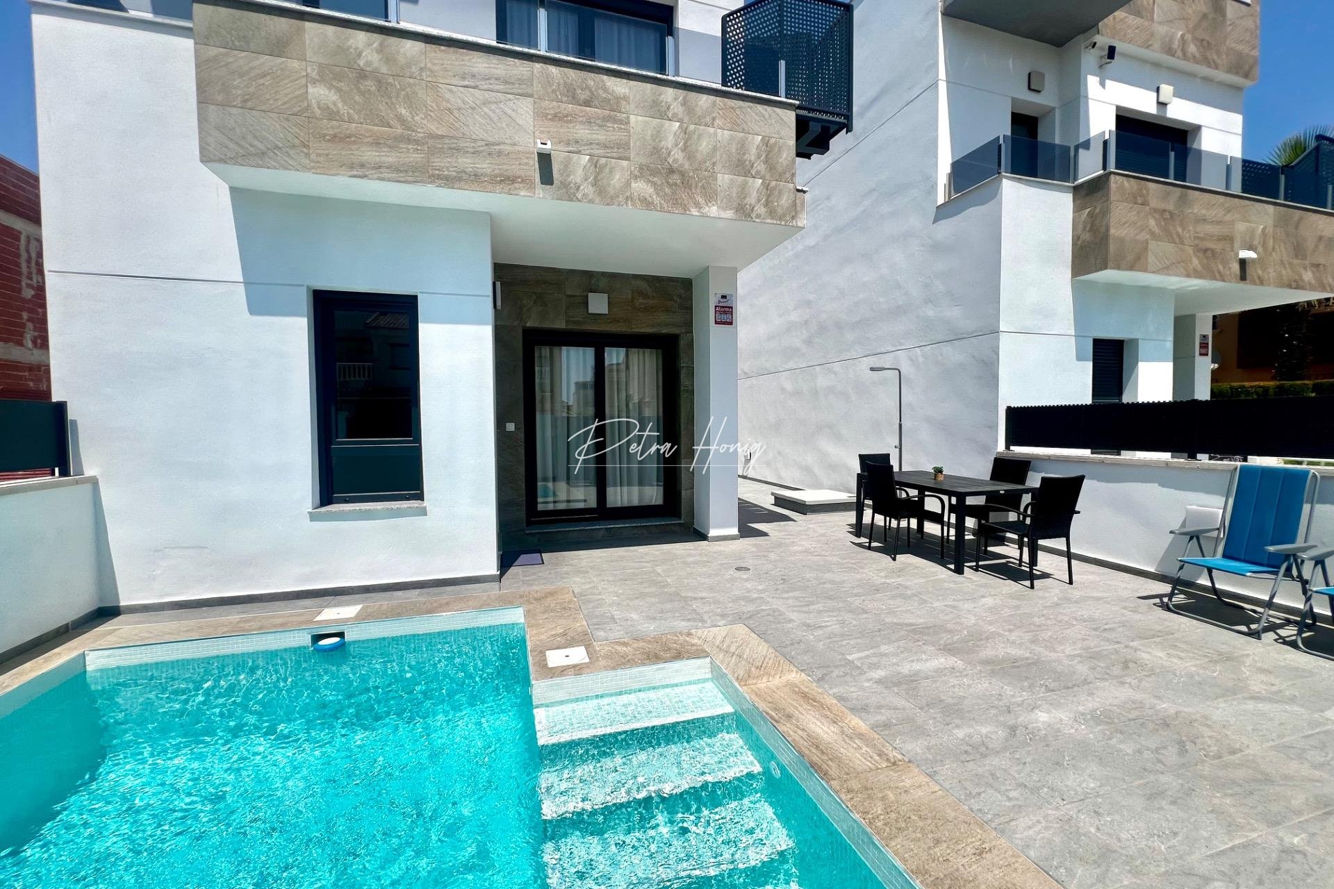 Resales - Villa - Torrevieja - La Siesta - El Salado - Torreta