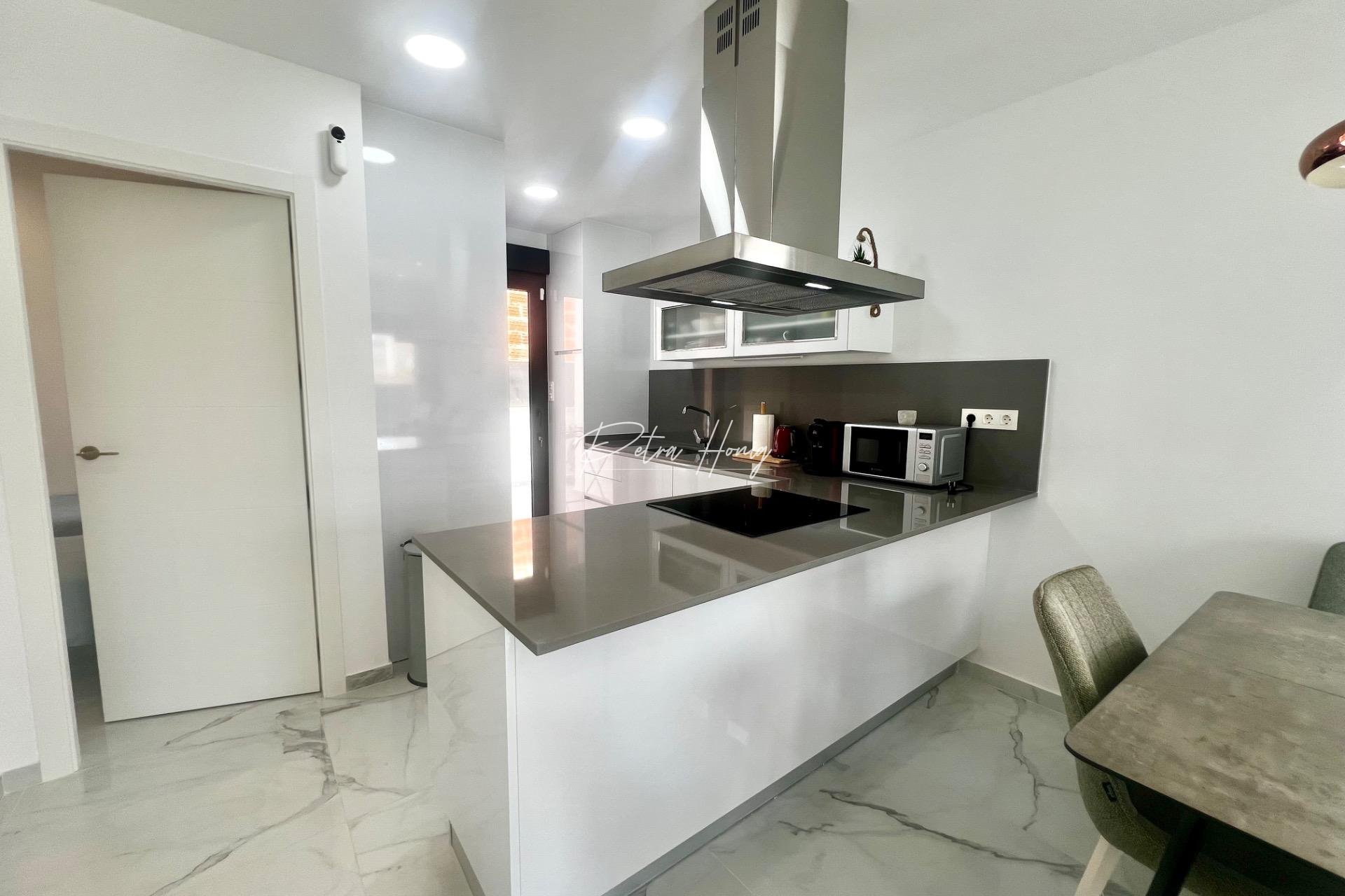 Resales - Villa - Torrevieja - La Siesta - El Salado - Torreta