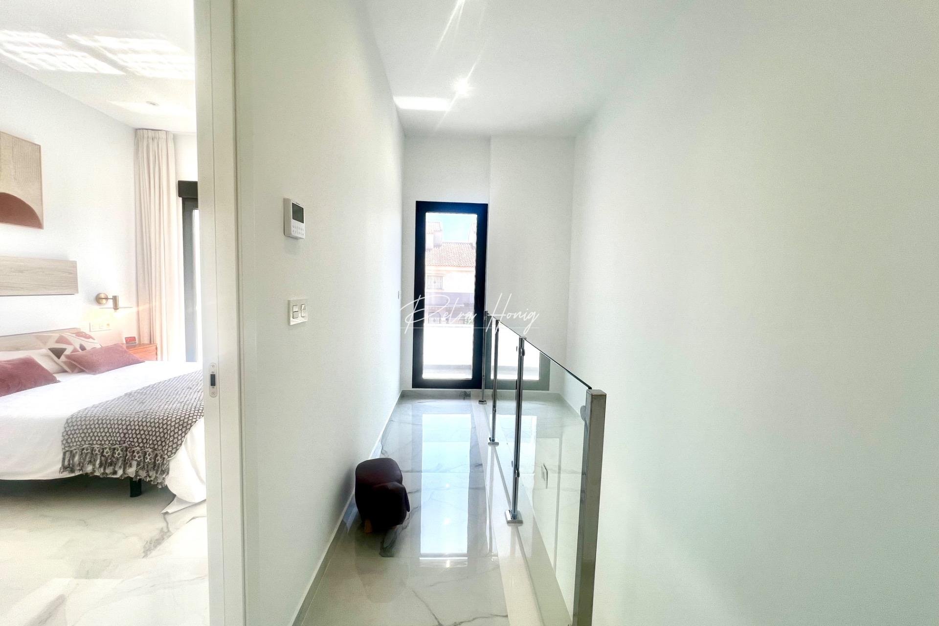 Resales - Villa - Torrevieja - La Siesta - El Salado - Torreta