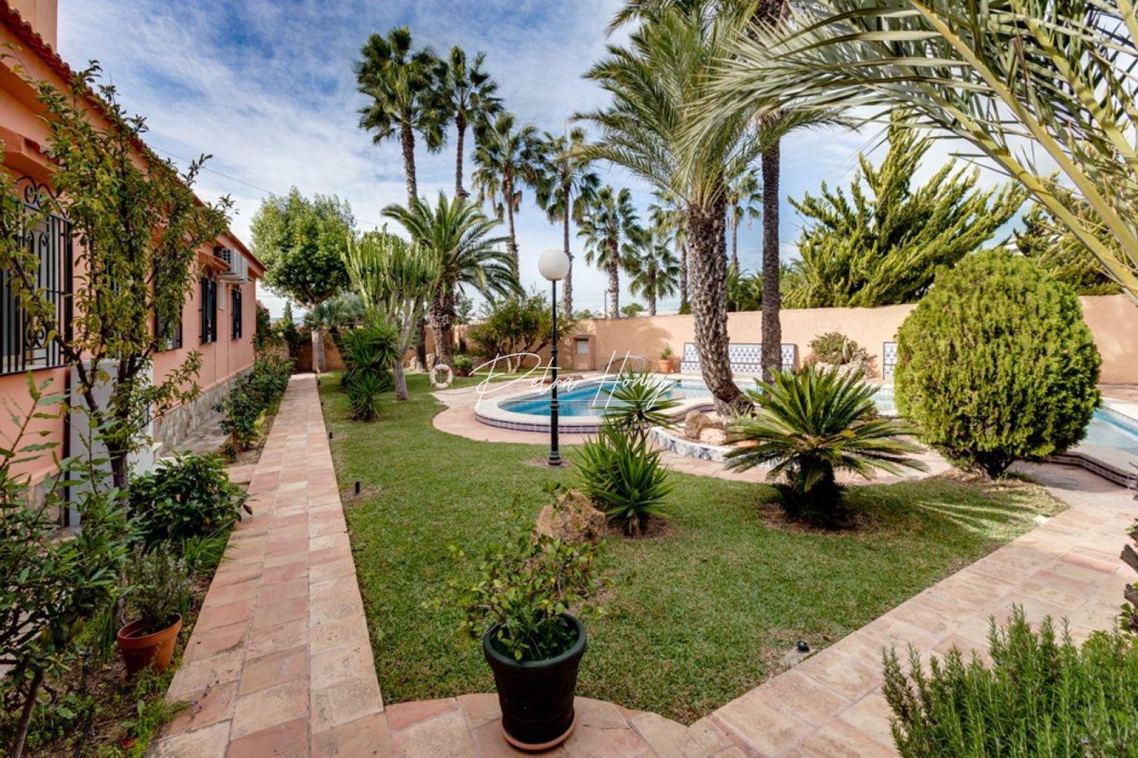 Resales - Villa - Torrevieja - La Siesta - El Salado - Torreta