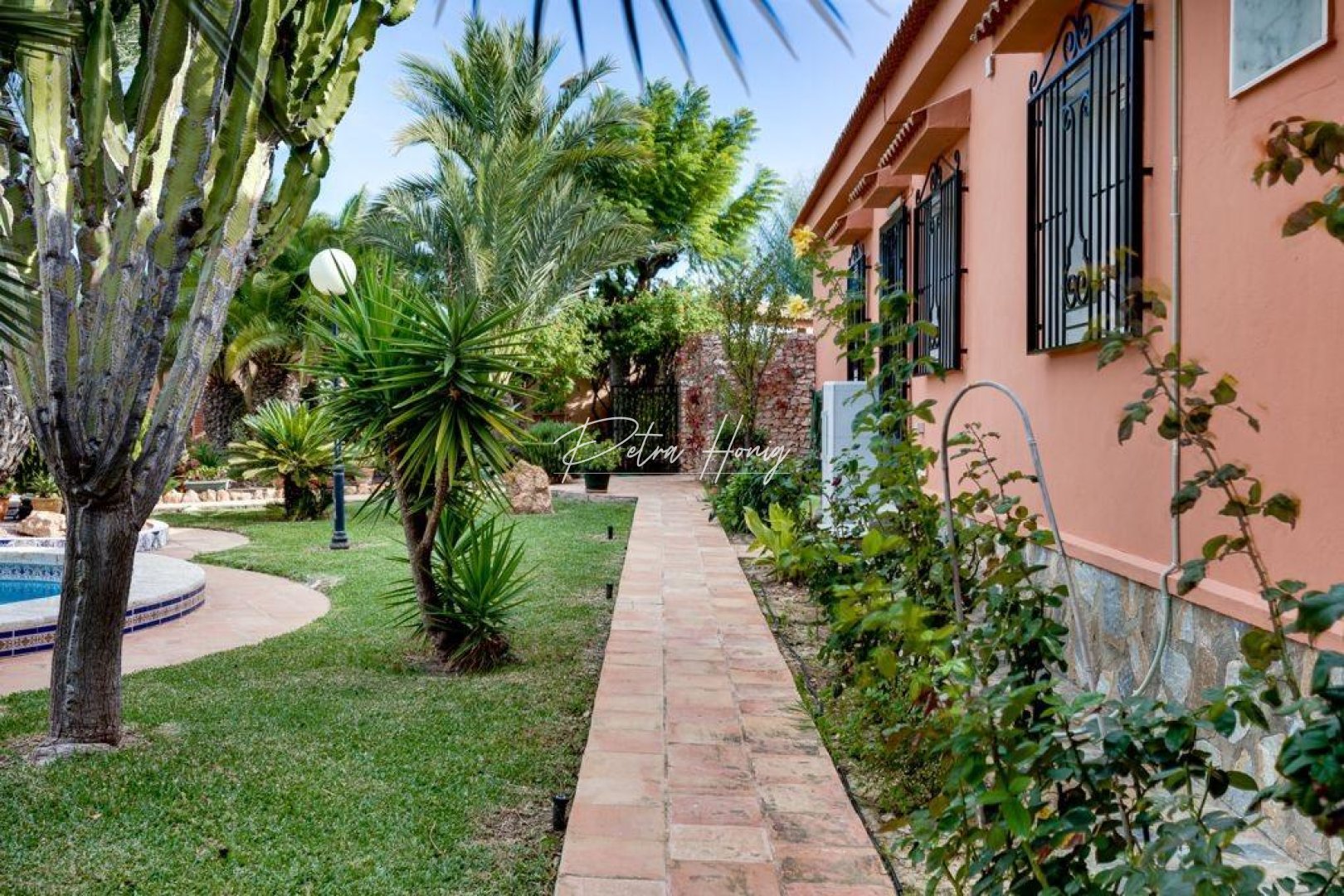 Resales - Villa - Torrevieja - La Siesta - El Salado - Torreta
