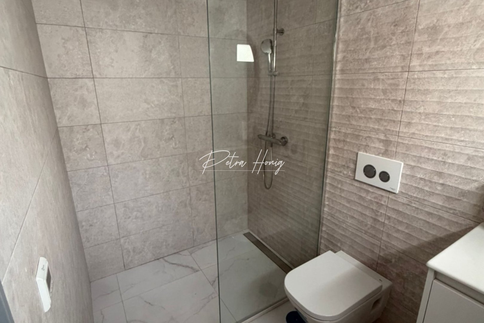 Resales - Villa - Torrevieja - La Siesta