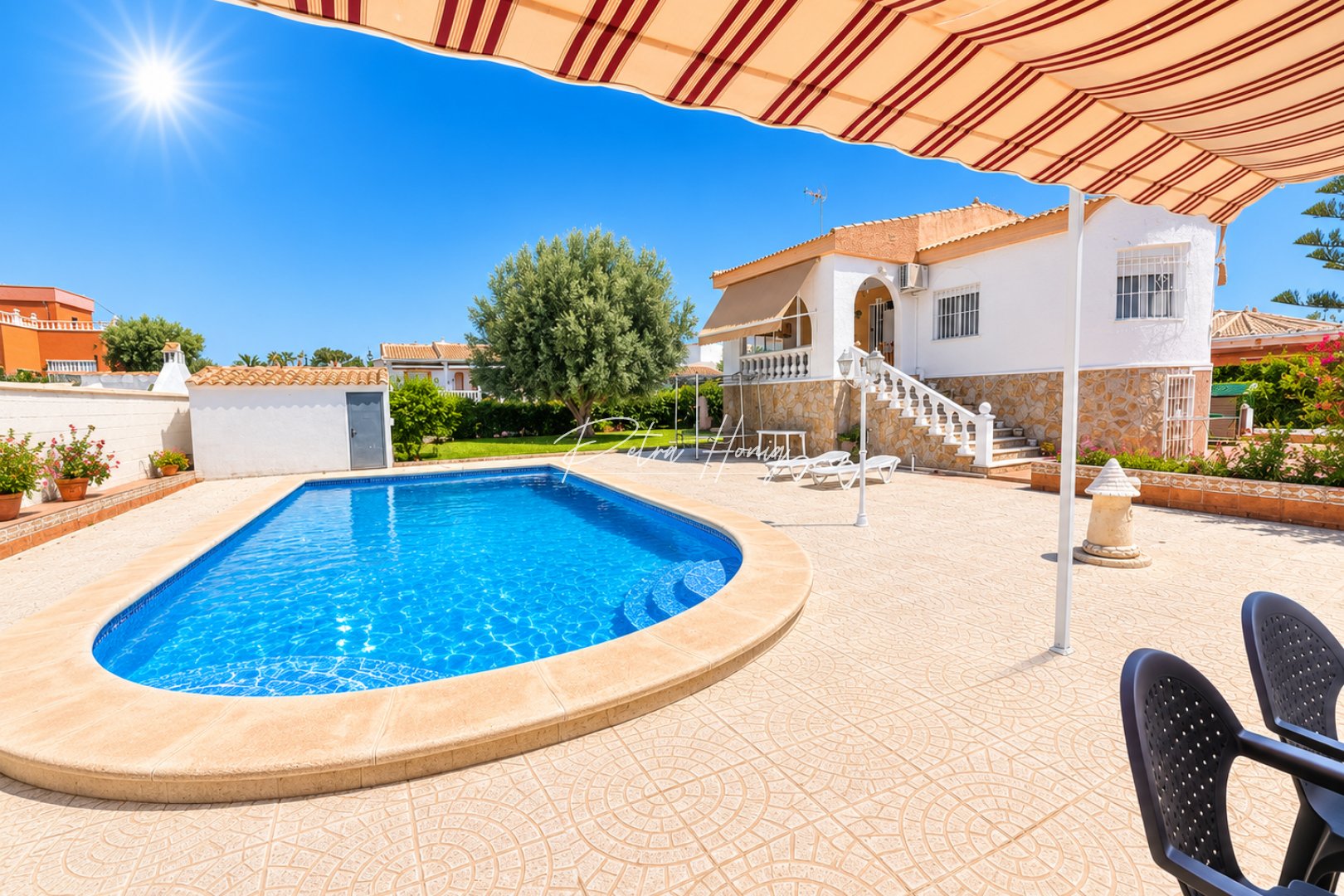 Resales - Villa - Torrevieja - La Siesta