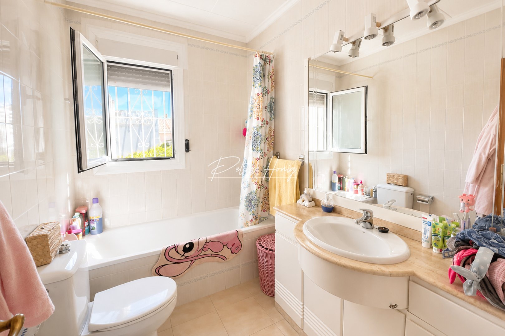 Resales - Villa - Torrevieja - La Siesta
