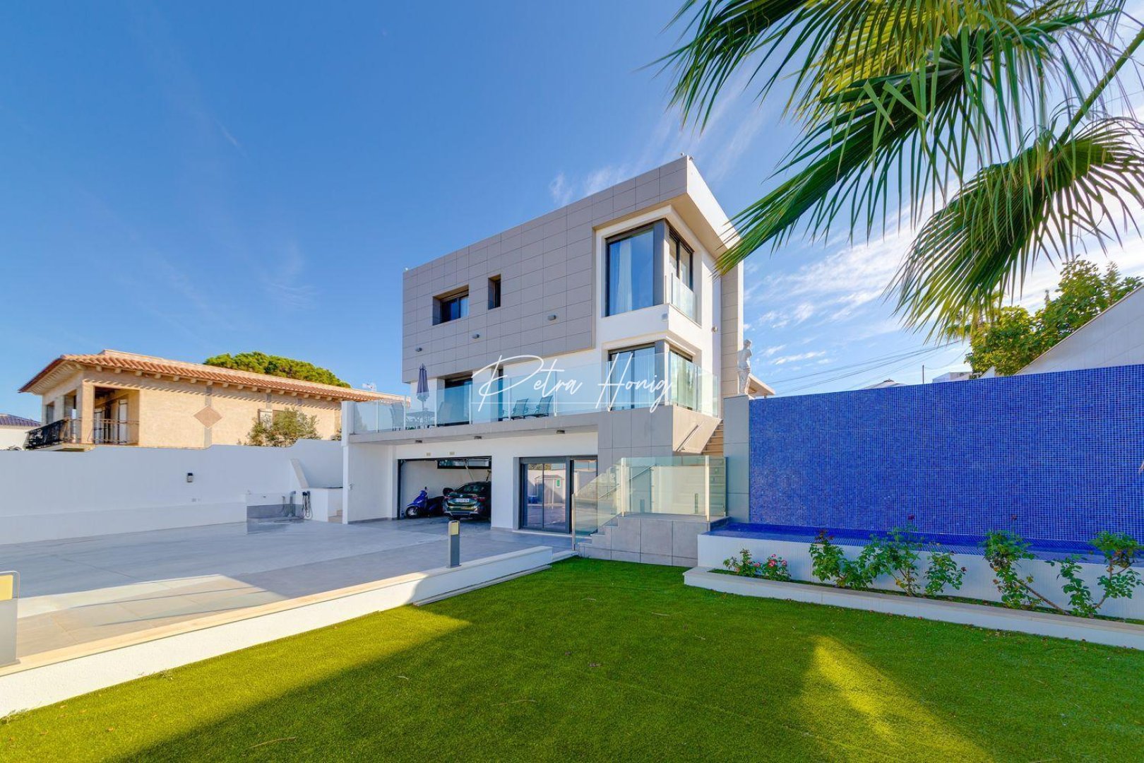 Resales - Villa - Torrevieja - Los Balcones
