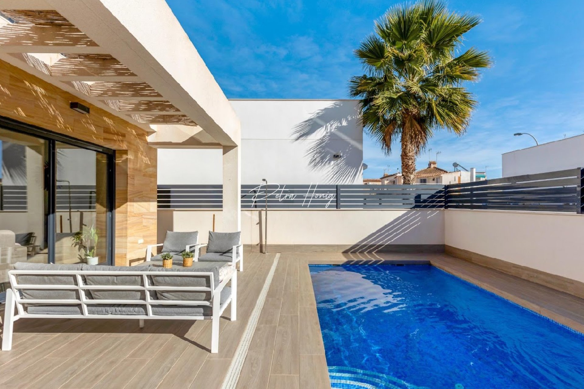 Resales - Villa - Torrevieja