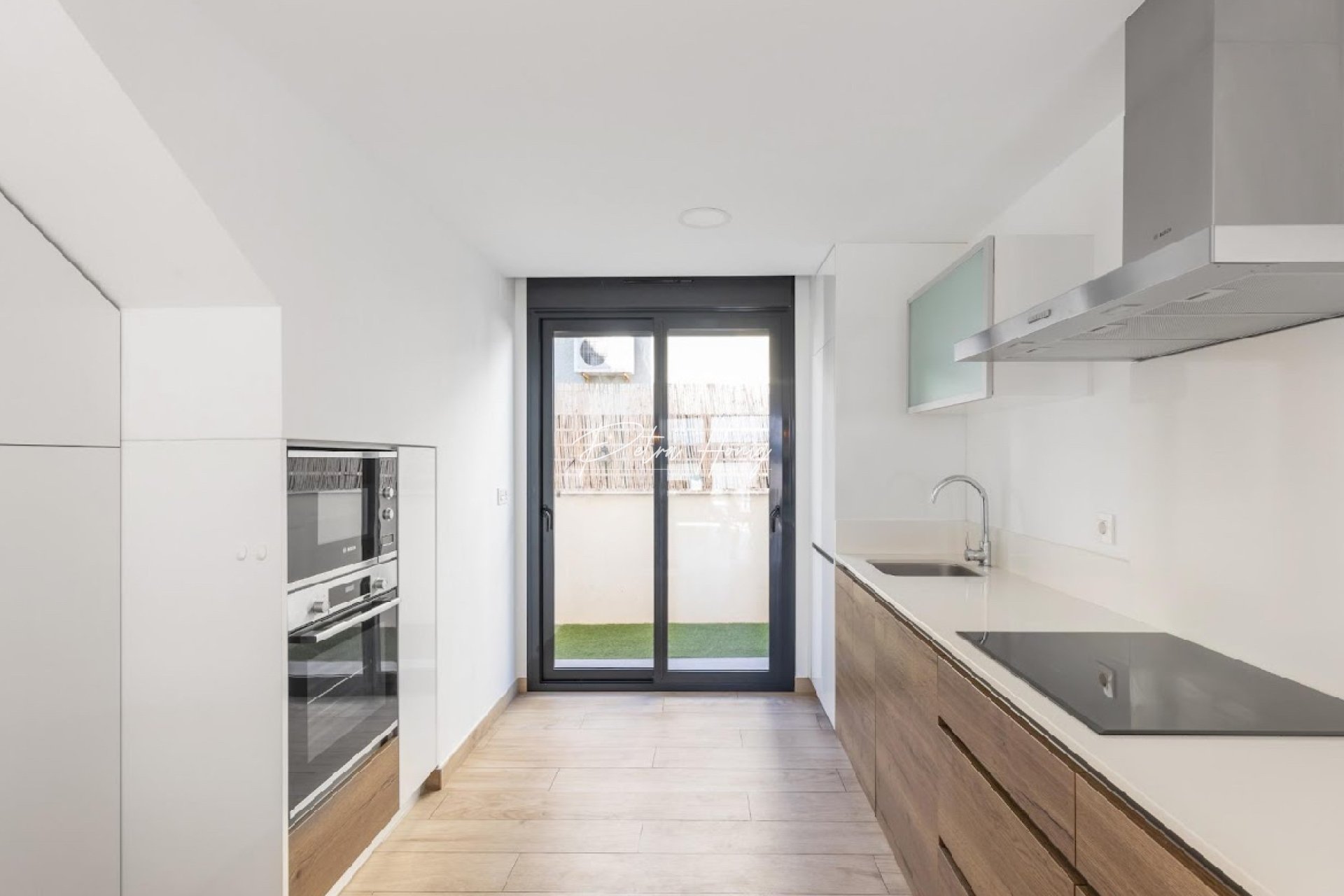Resales - Villa - Torrevieja