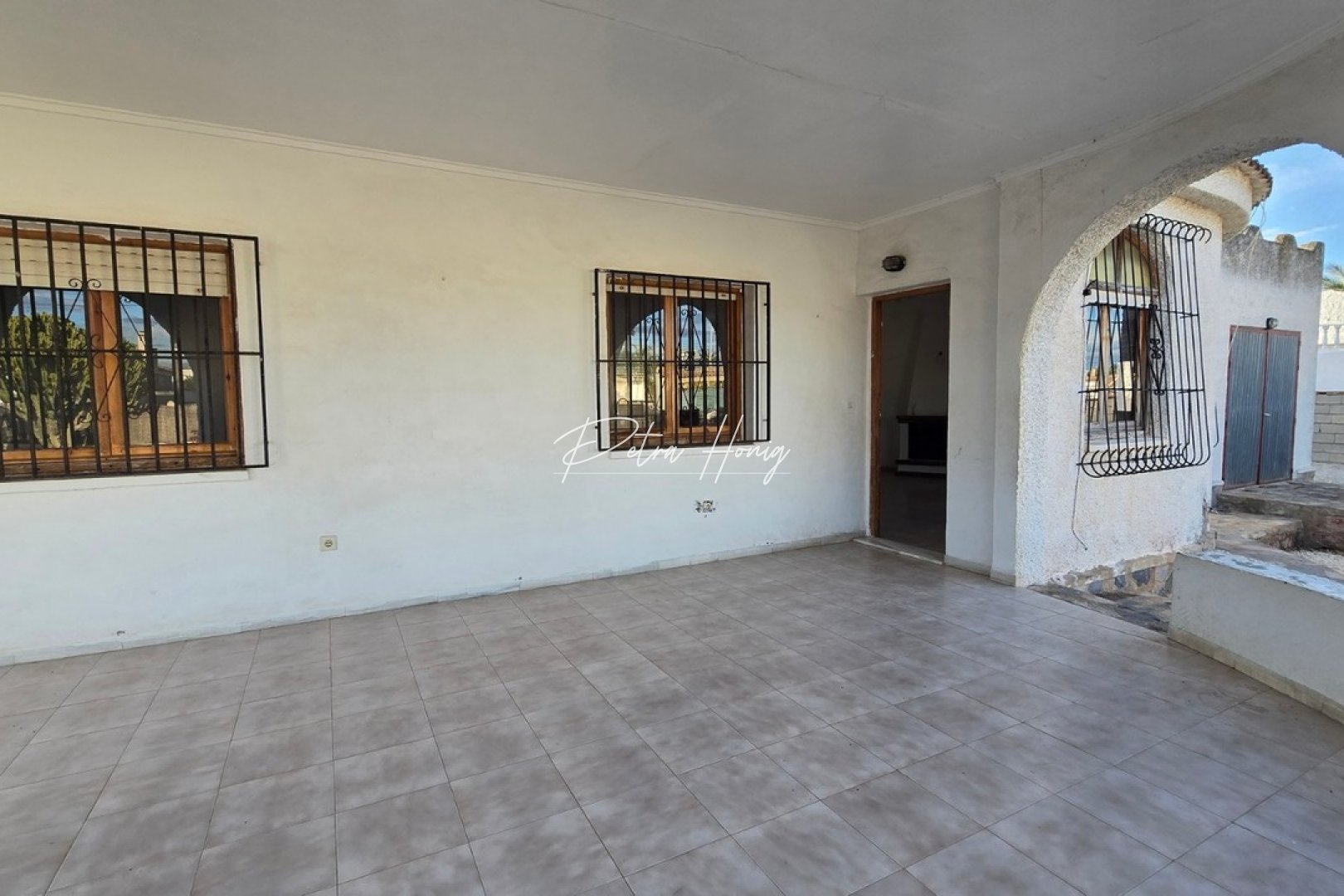 Resales - Villa - Torrevieja