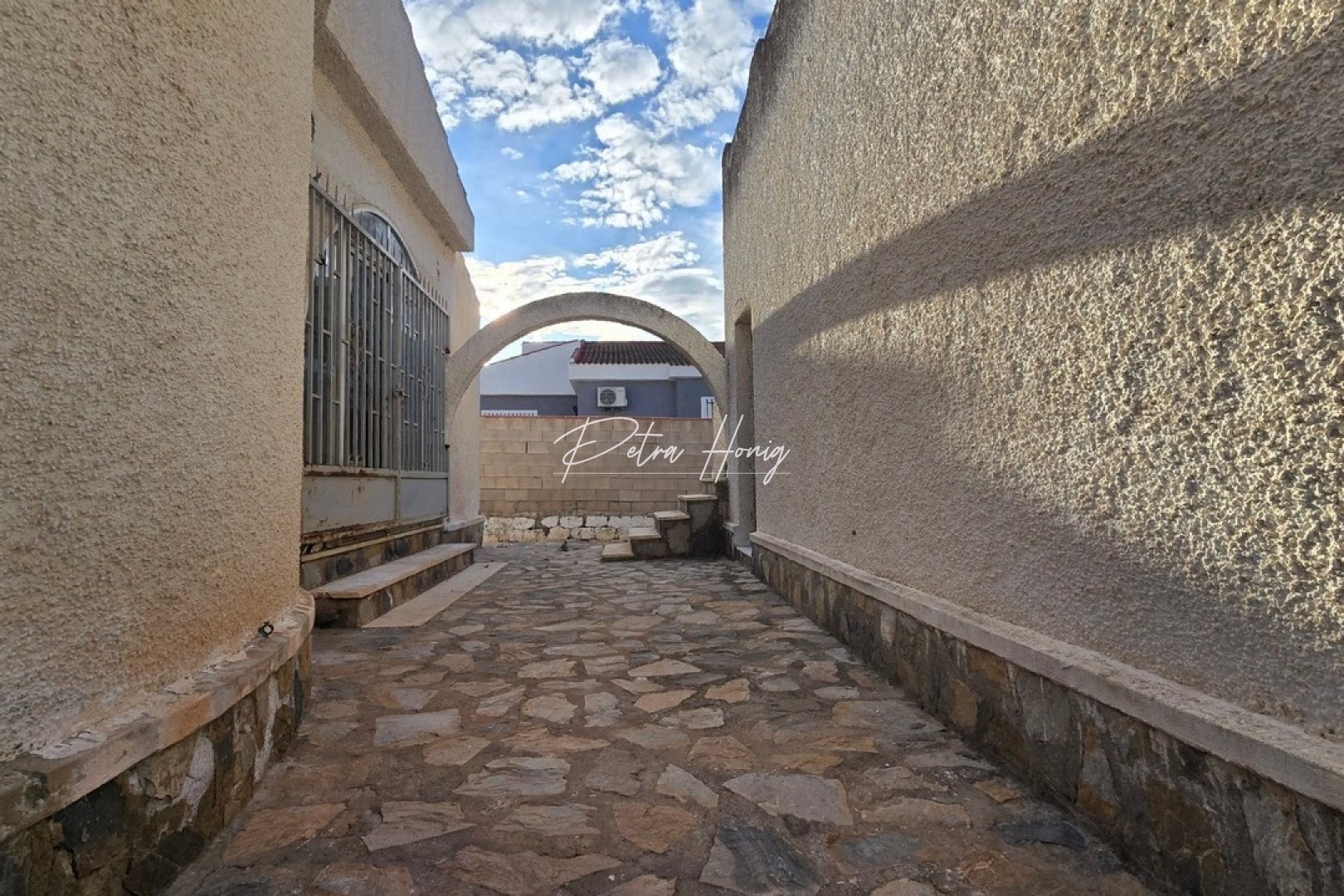 Resales - Villa - Torrevieja