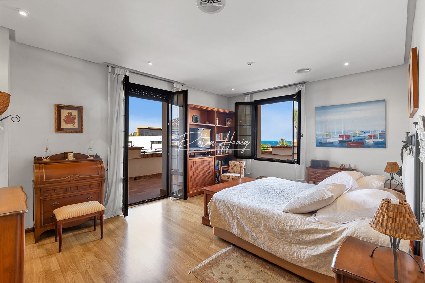 Resales - Villa - Torrevieja