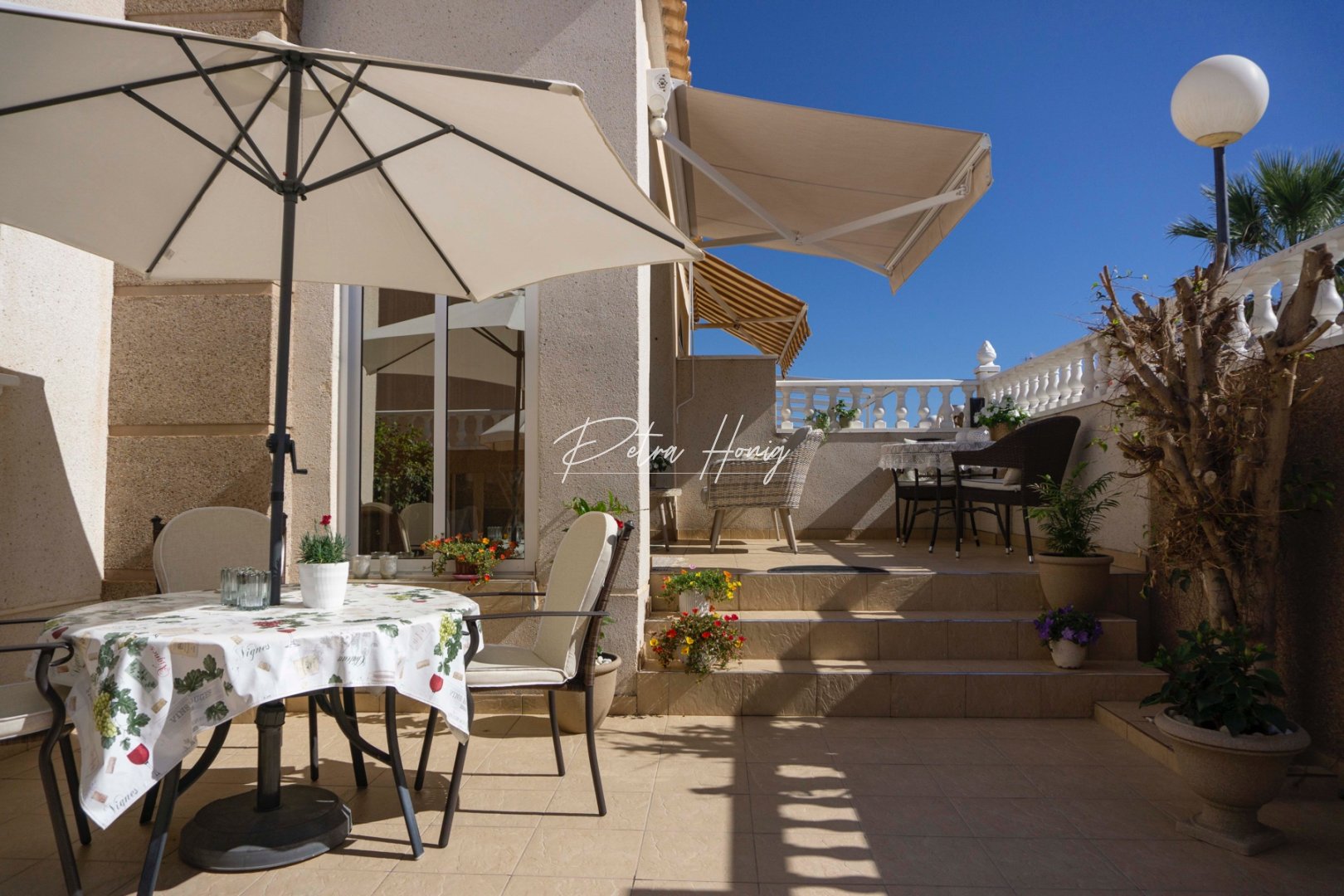 Resales - Villa - Torrevieja